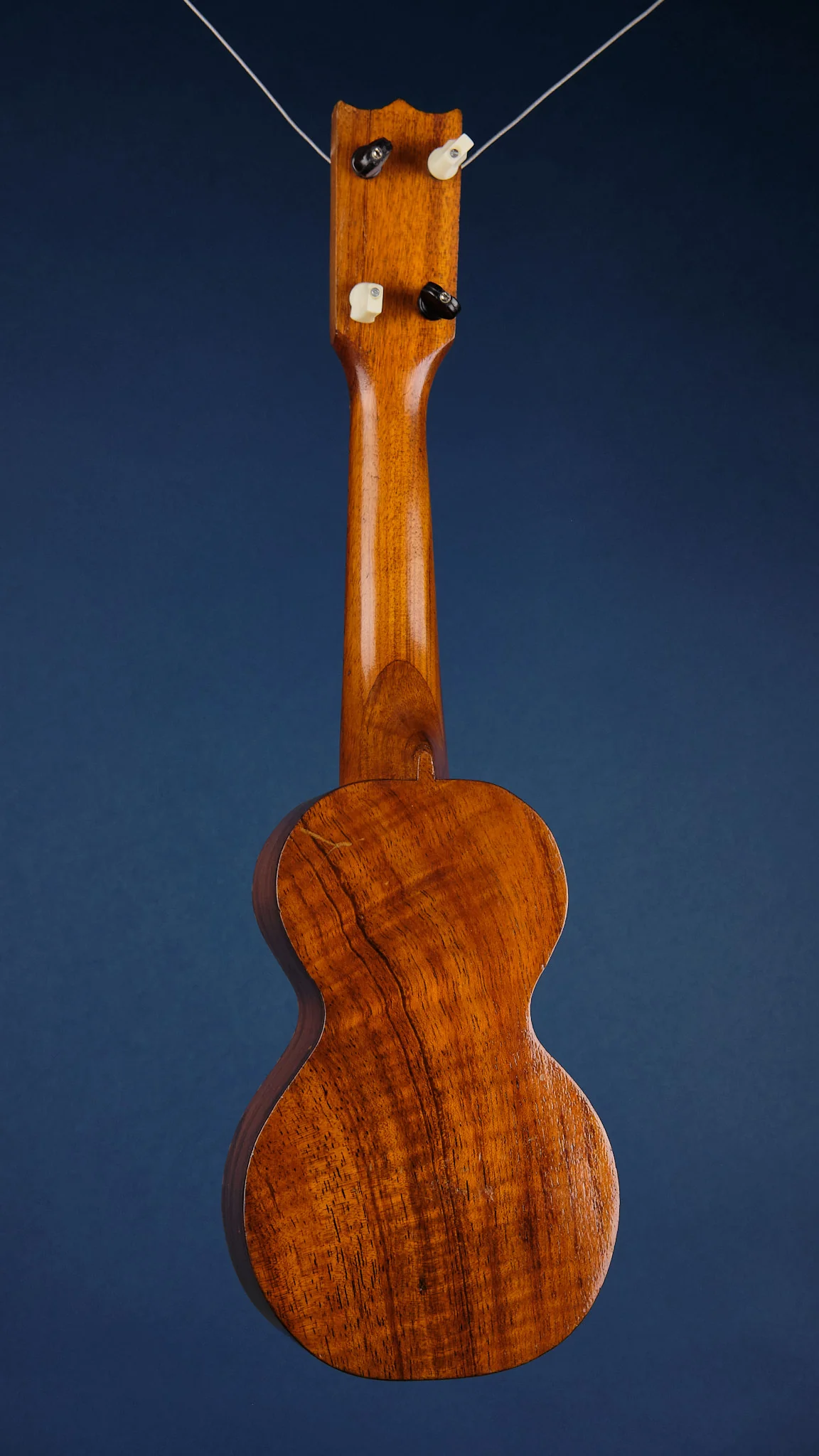 1920s Kumalae Gold Award Soprano Ukulele Koa - Image 11