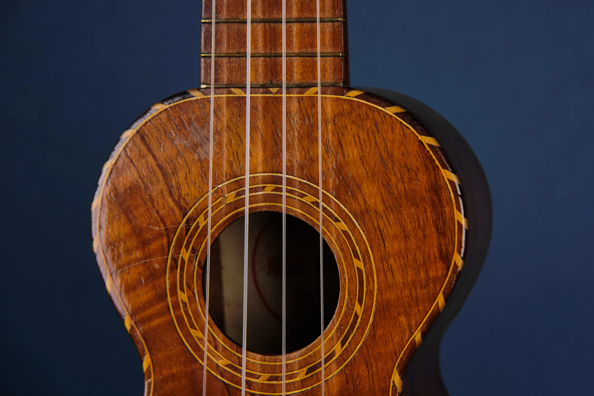 1920s Kumalae Gold Award Soprano Ukulele Koa - Image 8