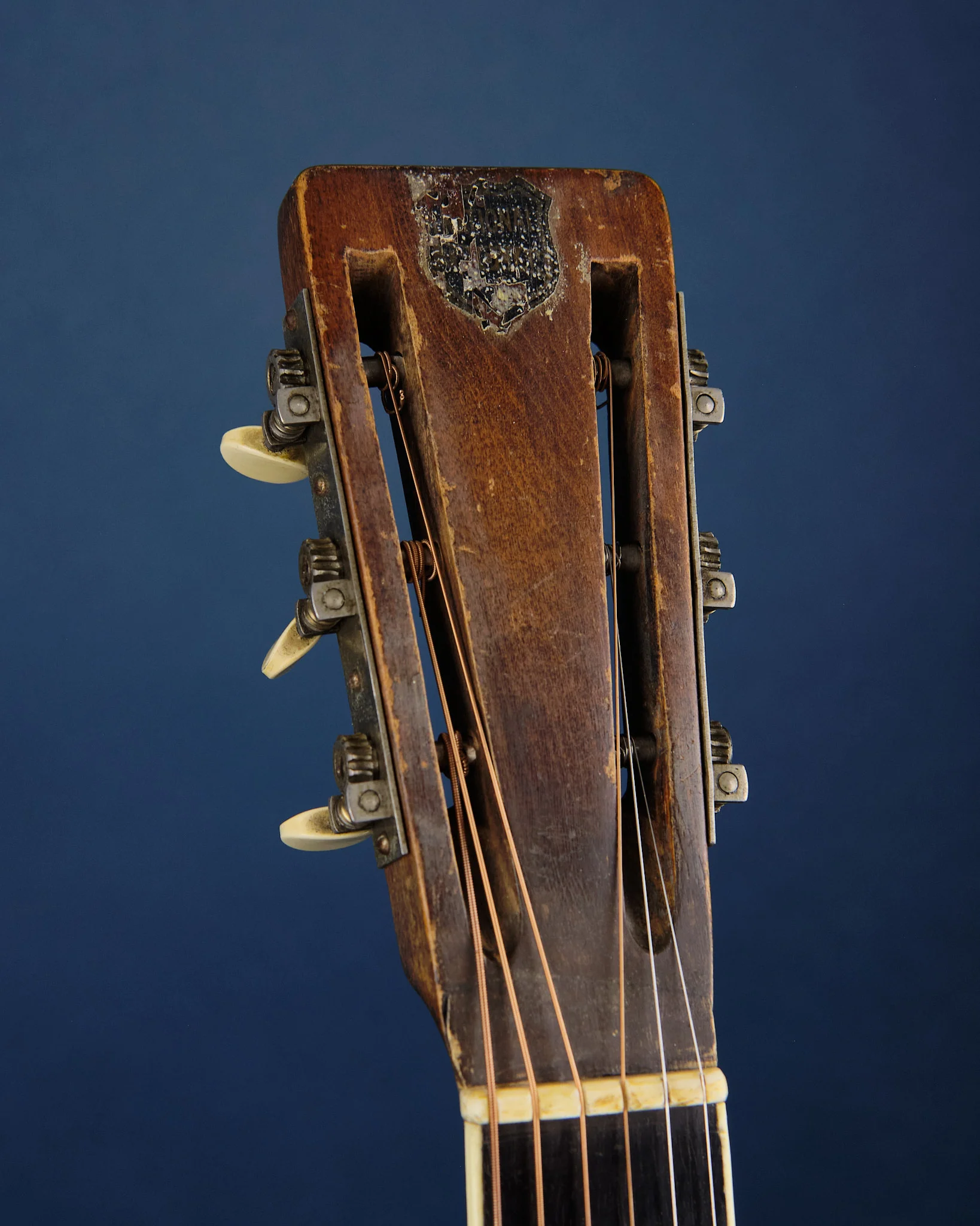 1930 National Triolian Walnut Sunburst - Image 2