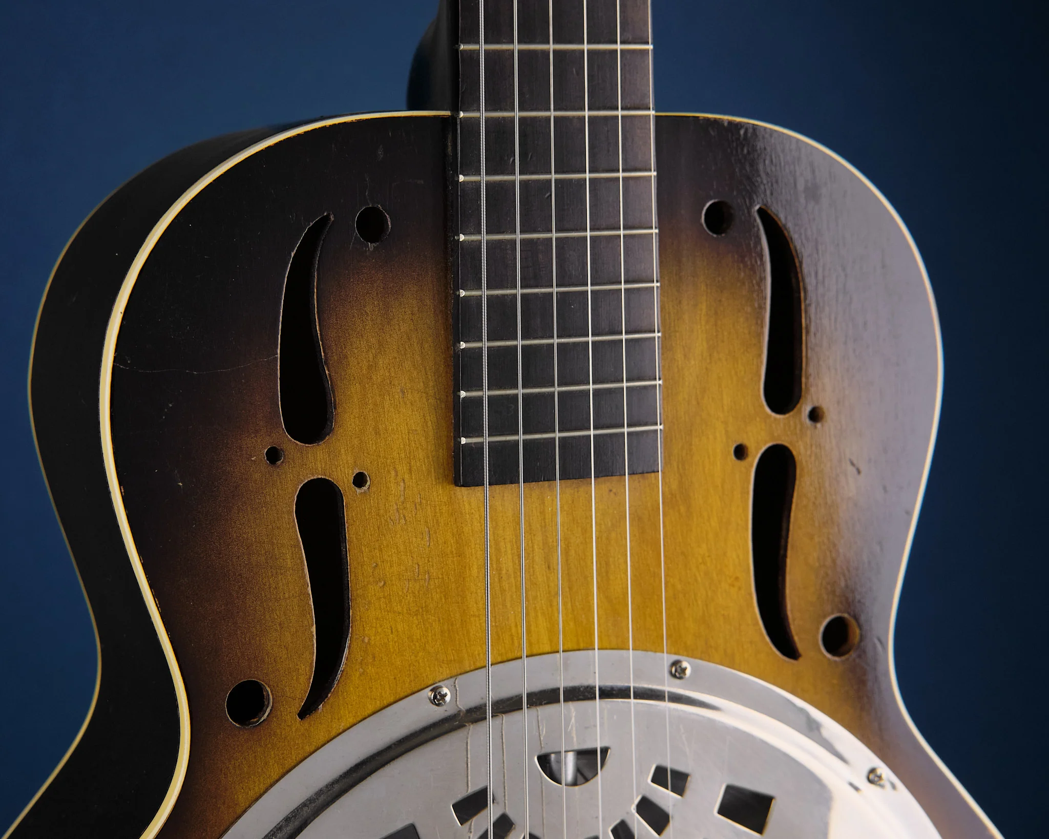 1930s Dobro Model 37 Round Neck Sunburst - Image 10