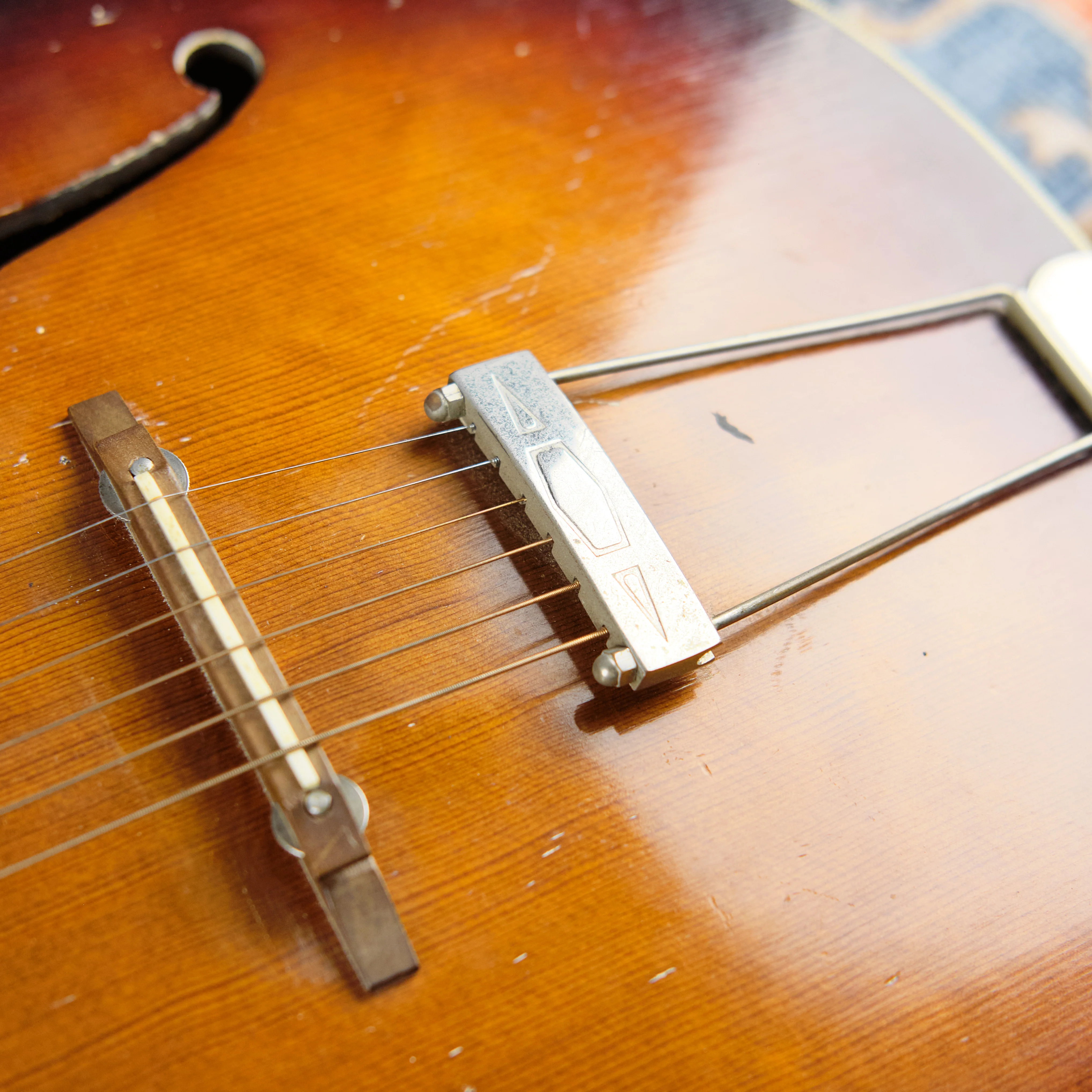 1940s Regal Recording King Archtop Sunburst - Image 5