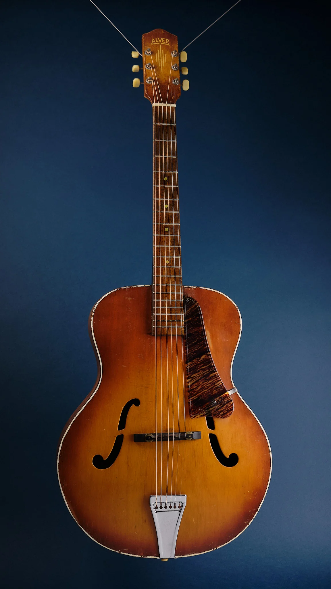 1950s Alver by Maton Archtop Sunburst - Image 4