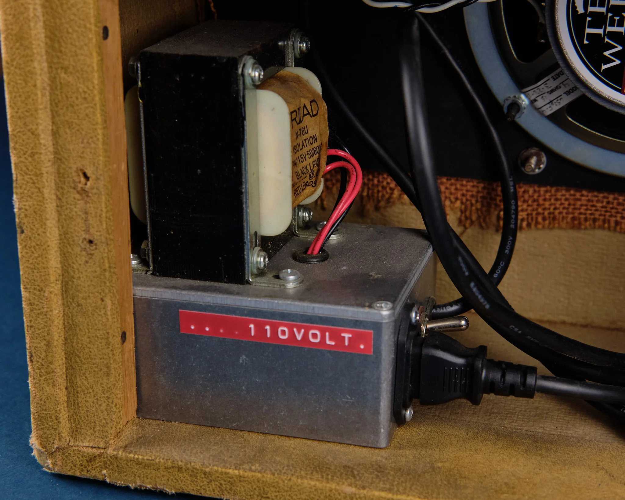 1950s Silvertone 1330 1x6" Combo Amp - Image 5