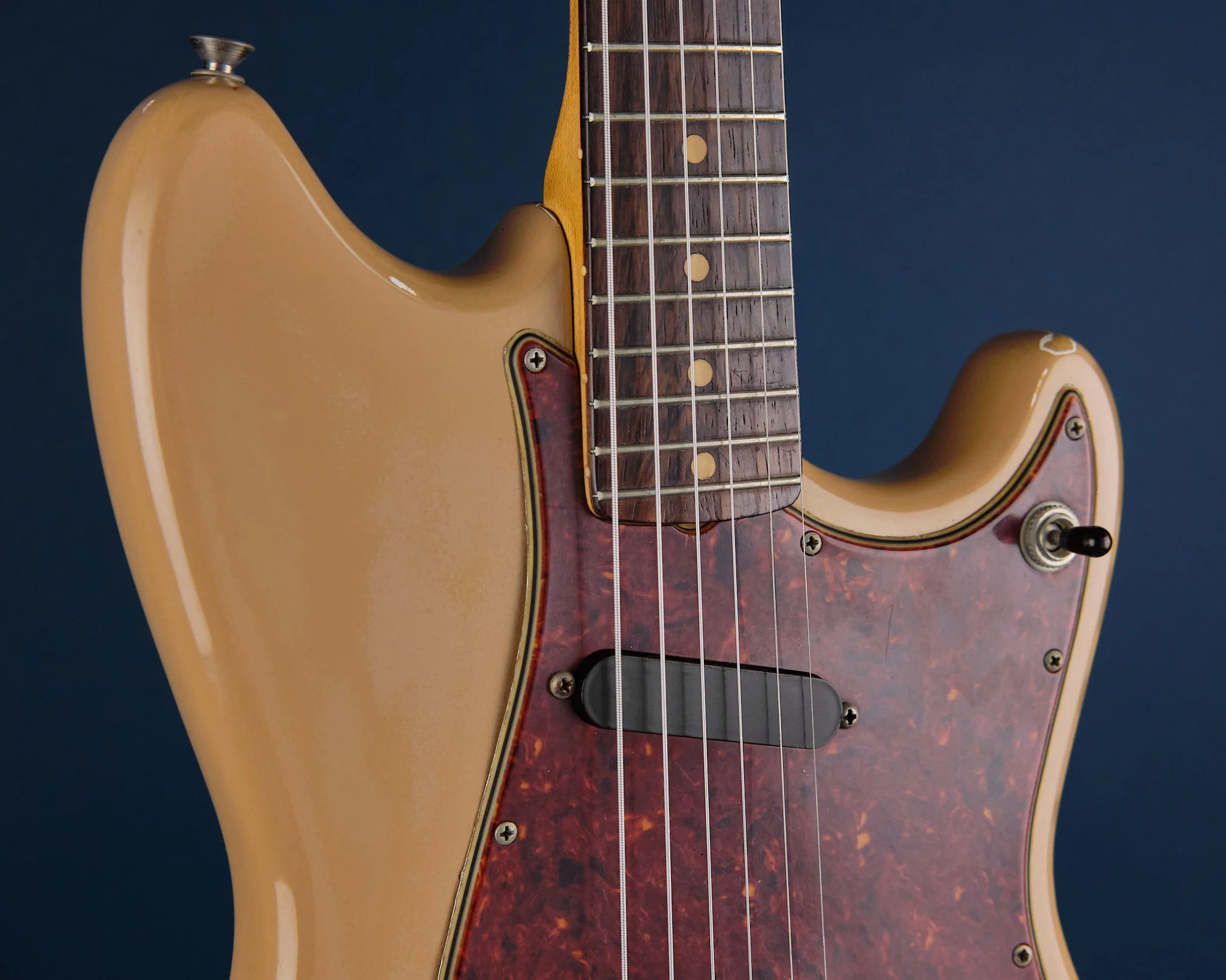 1961 Fender Musicmaster Desert Sand Refin - Image 10