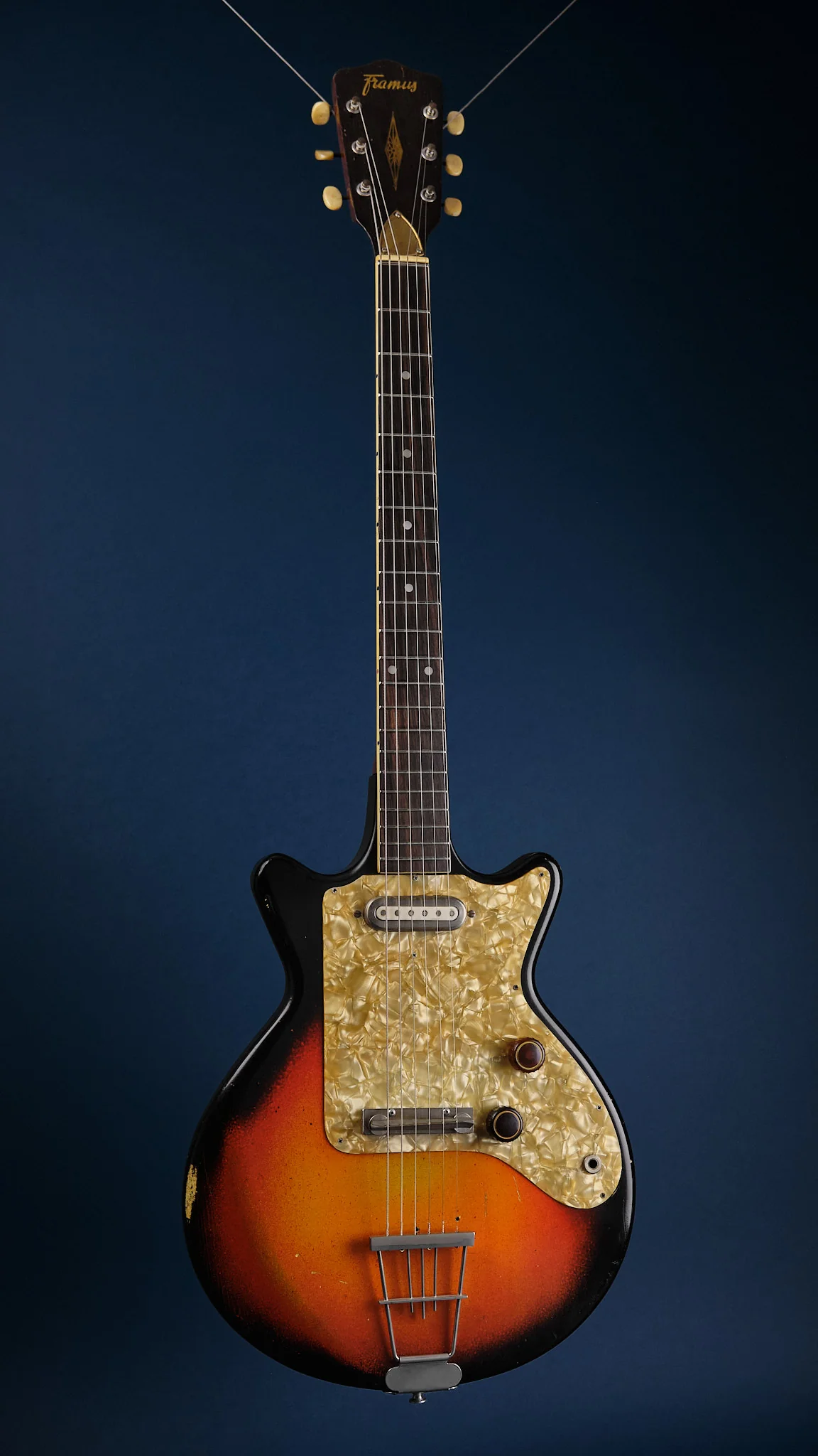1960s Framus Strato 5/154 Sunburst - Image 4