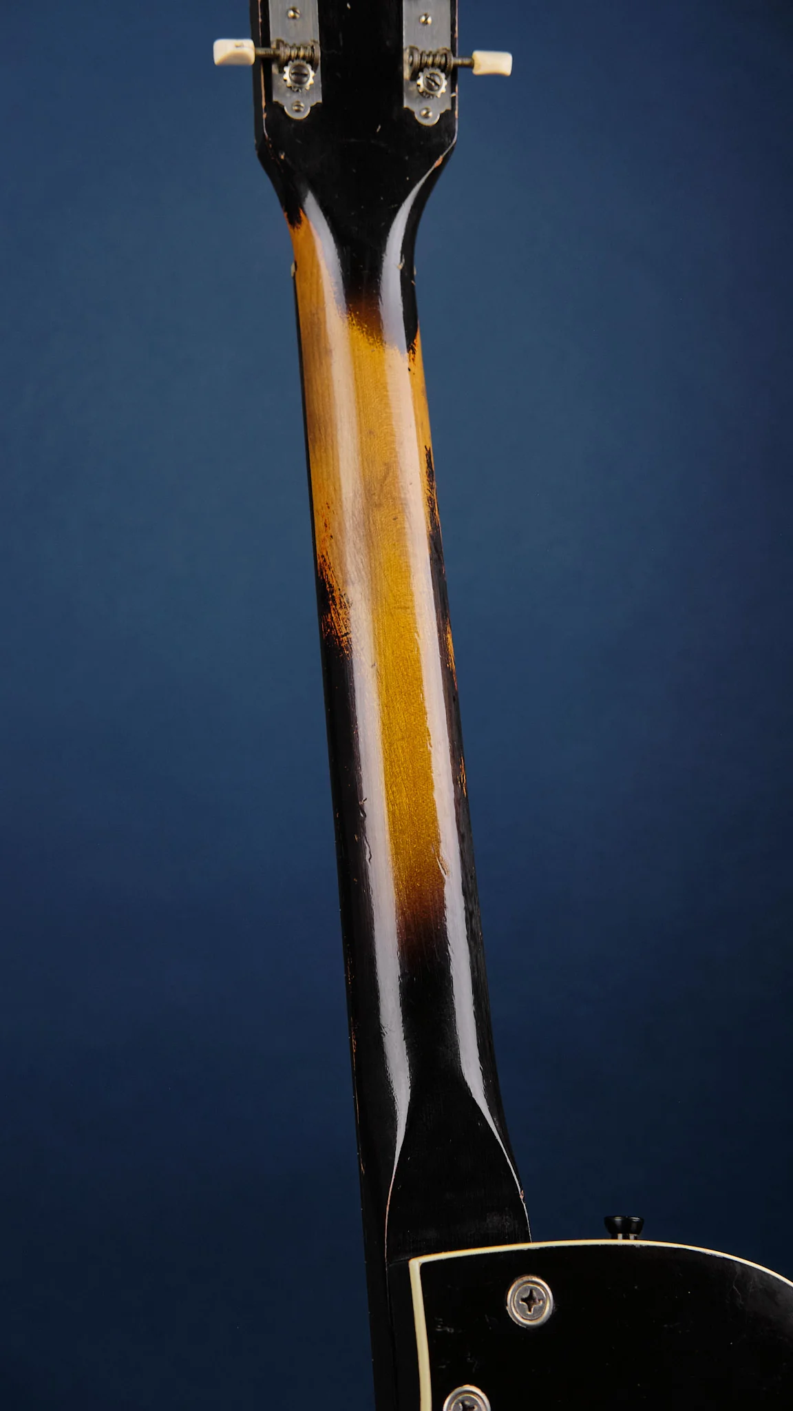 1960s Harmony H45 Stratotone Sunburst - Image 8