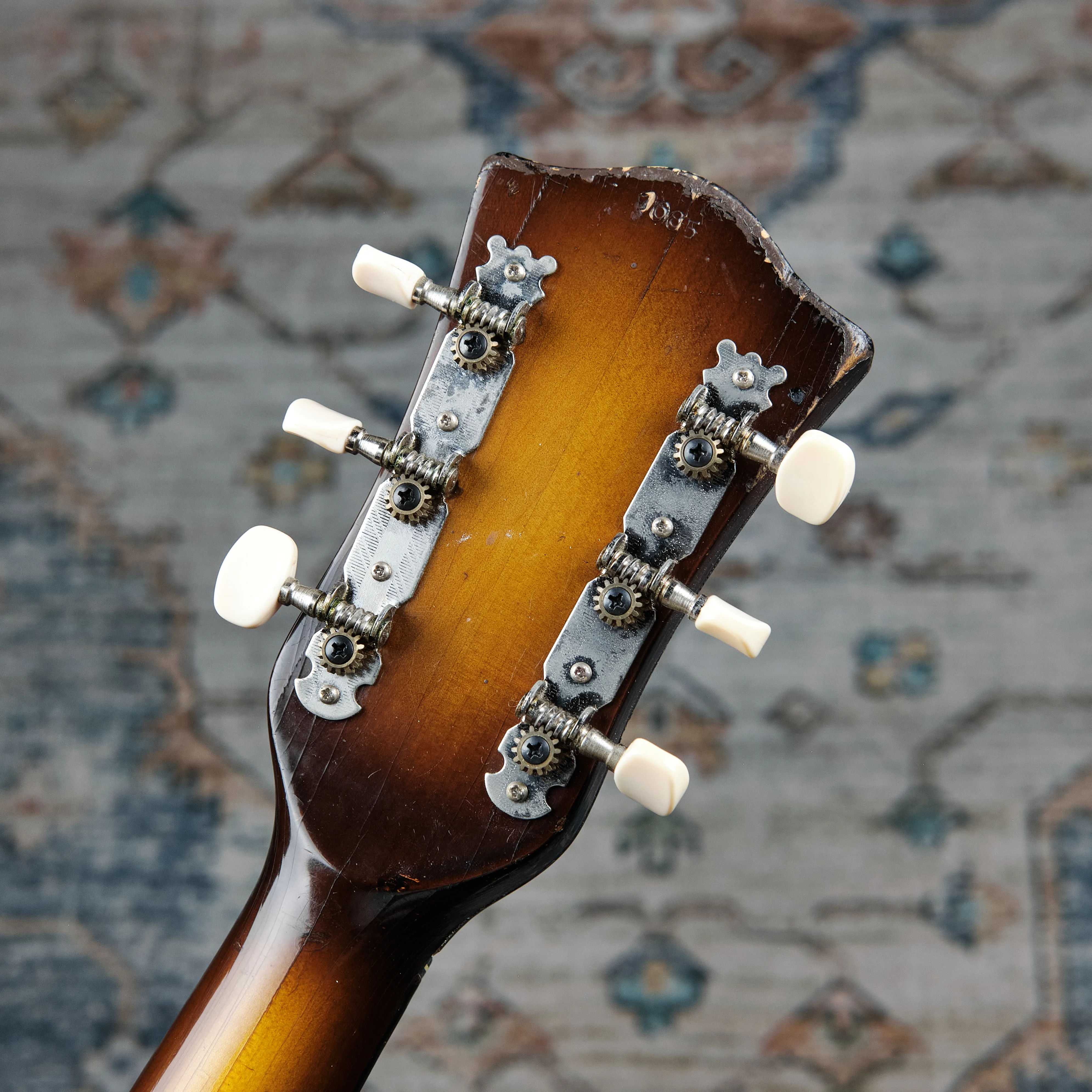1962 Hofner Club 40 Sunburst - Image 6