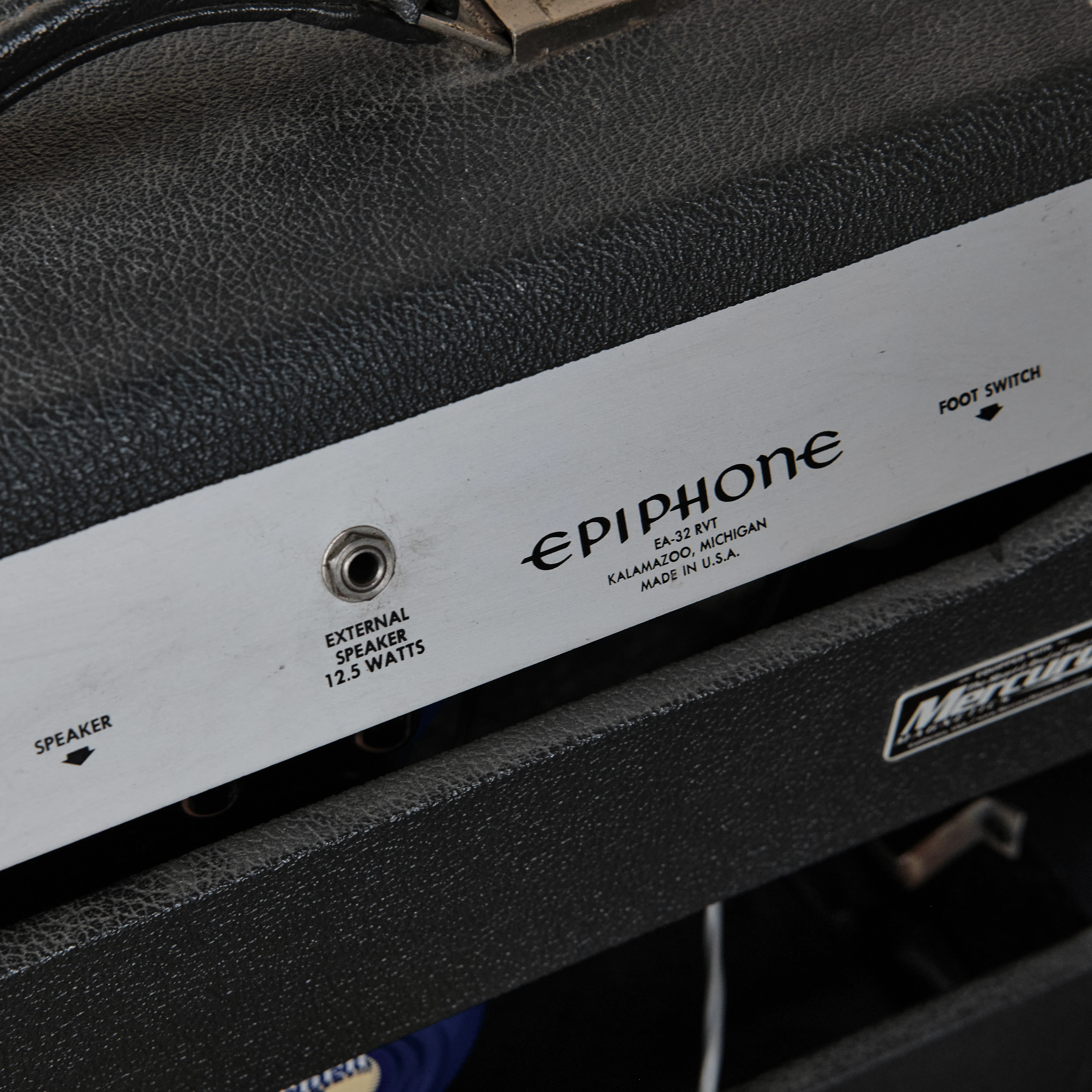 1965 Epiphone EA-32RVT Comet Amp - Image 4