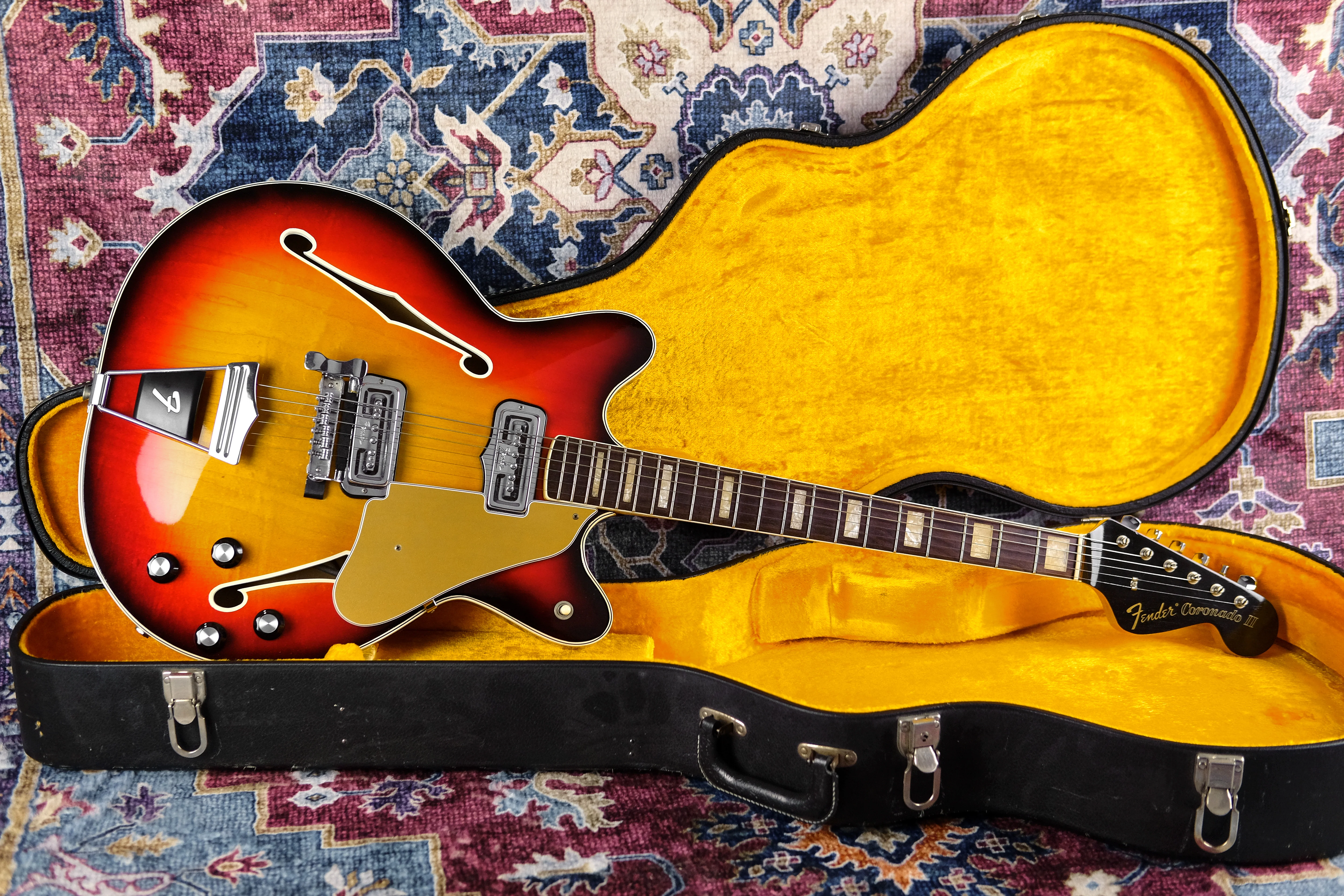 1967 Fender Coronado II Sunburst - Image 4