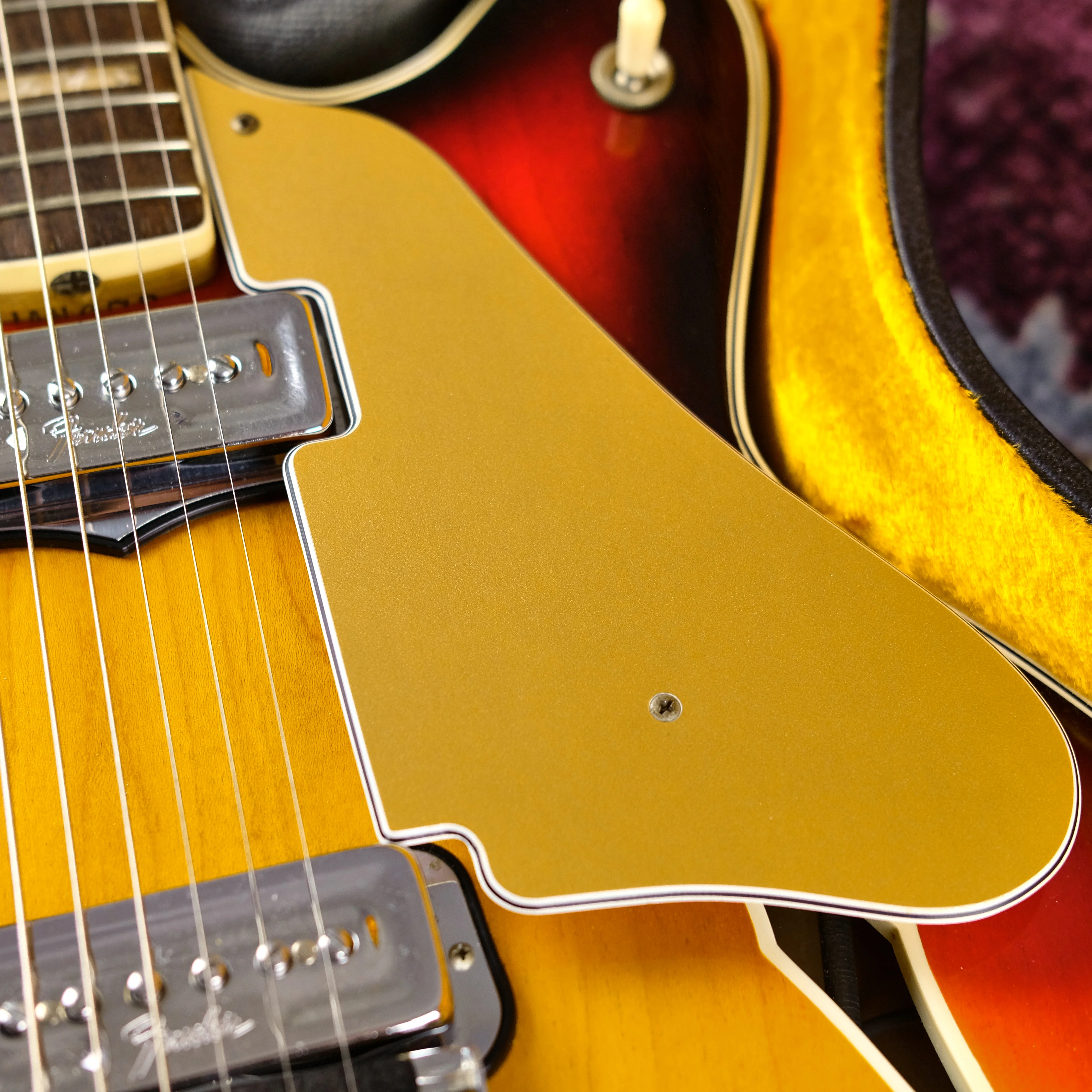 1967 Fender Coronado II Sunburst - Image 9