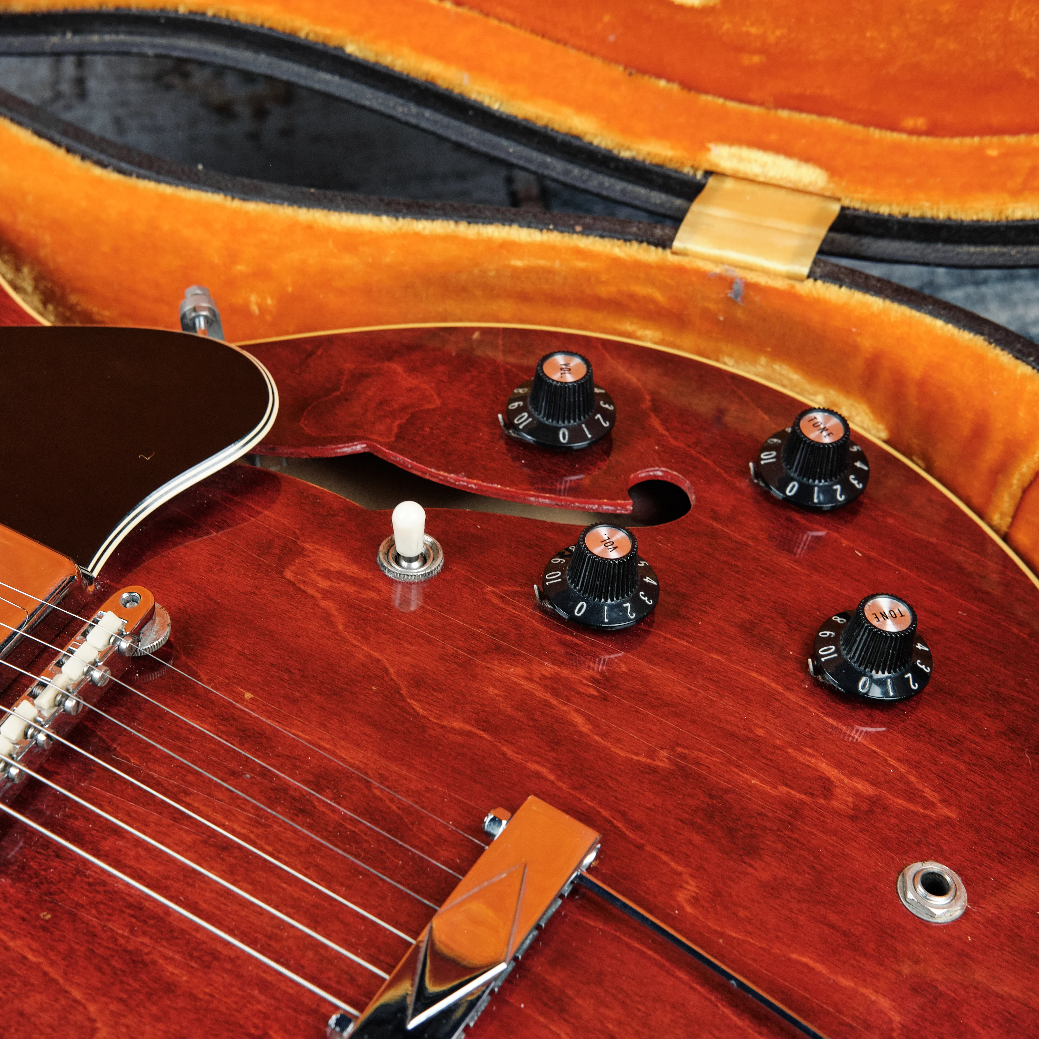1967 Gibson ES-330TDC - Image 13