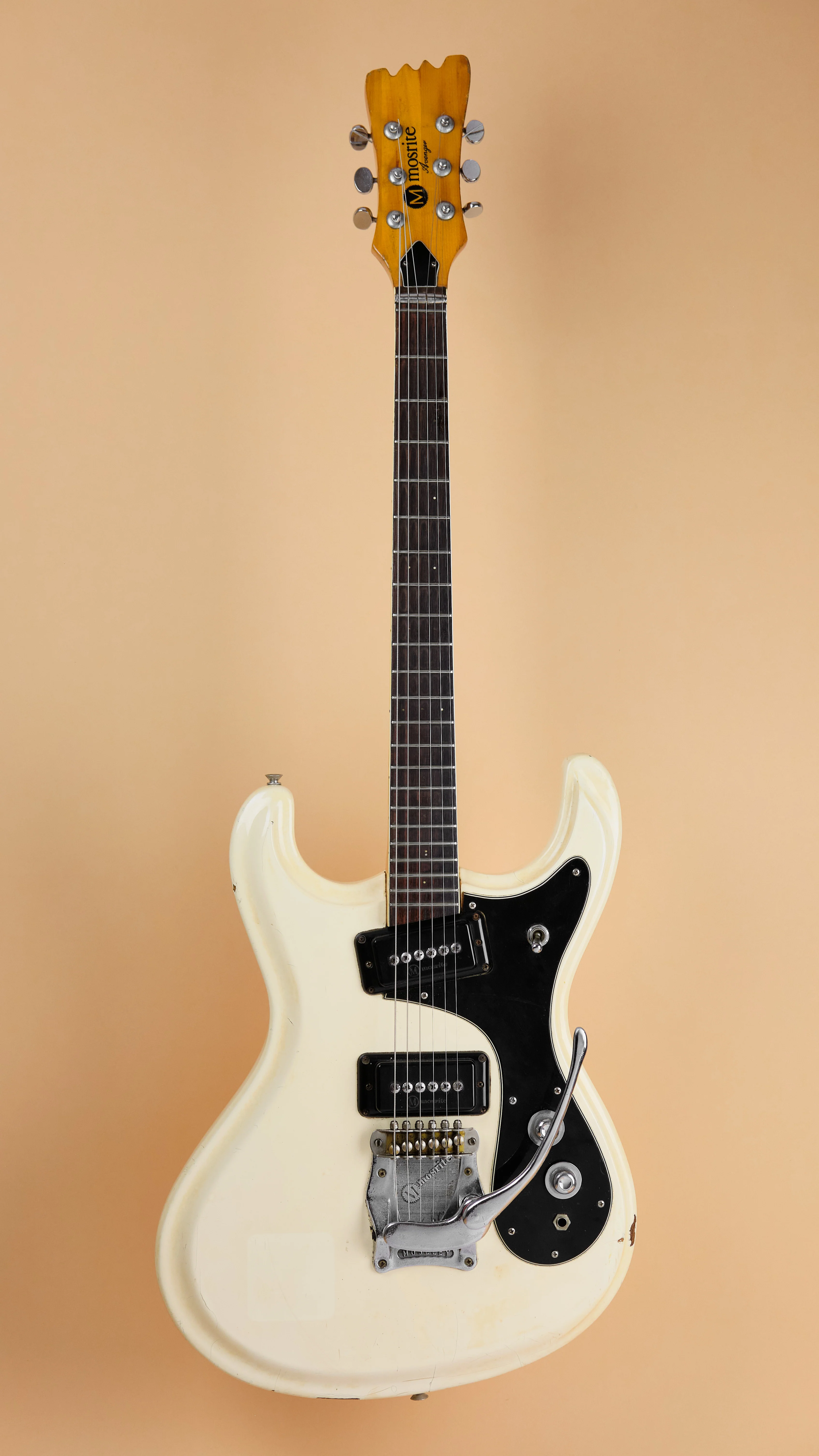 1970s Mosrite Japan Avenger White - Image 14