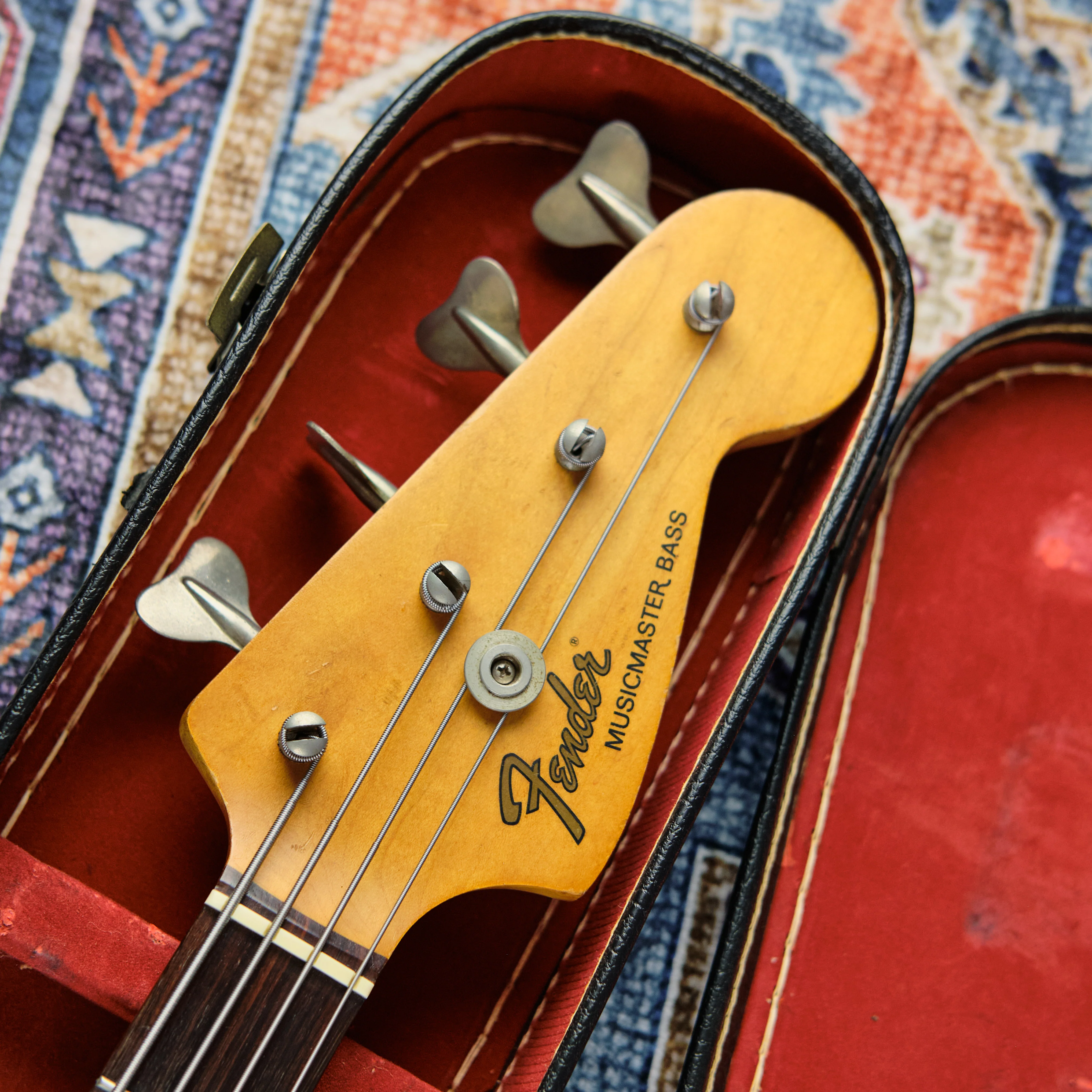 1975 Fender Musicmaster Bass Aged Olympic White - Image 2