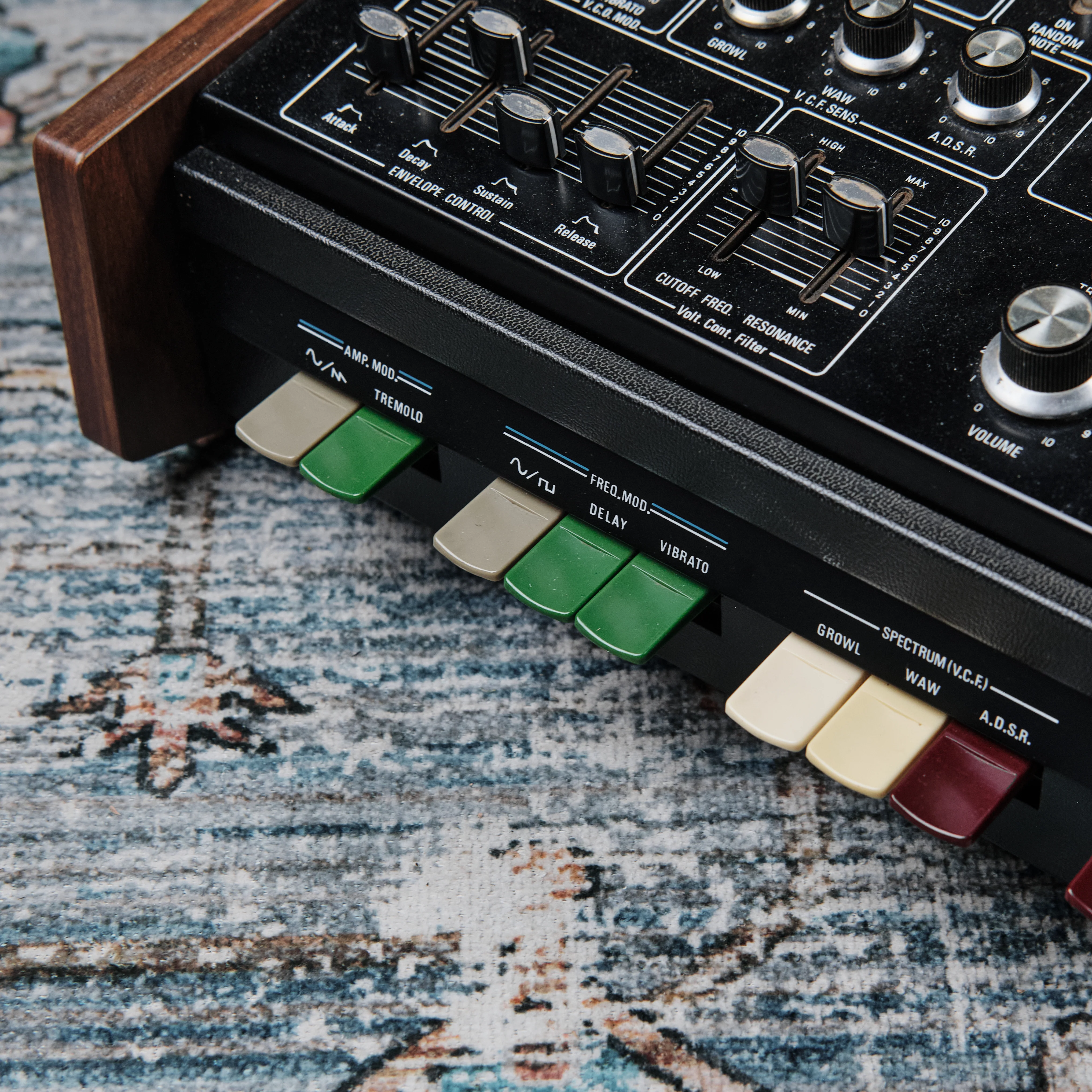 1975 Roland SH-1000 Analog Synthesizer - Image 4