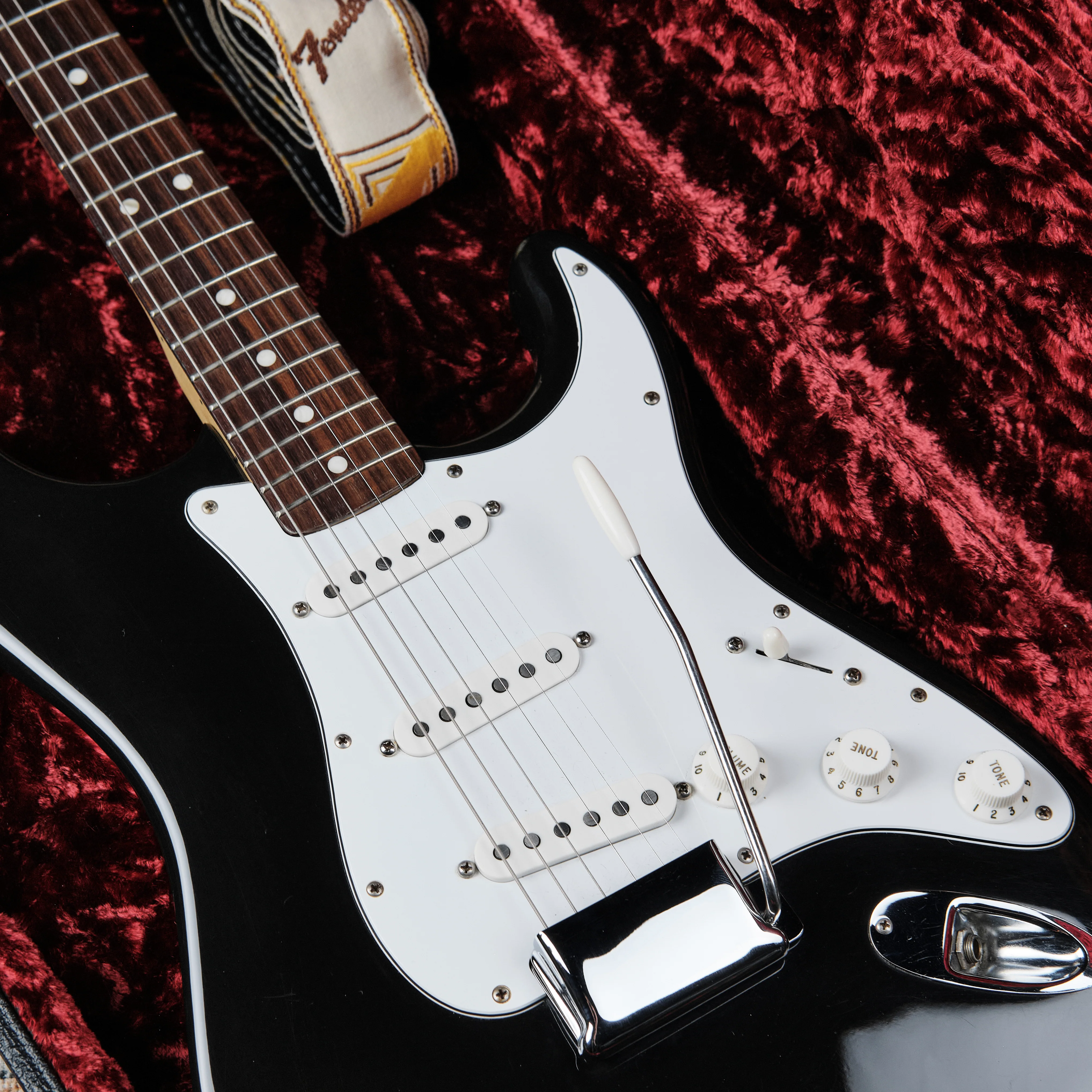 1979 Fender Stratocaster Black - Image 6