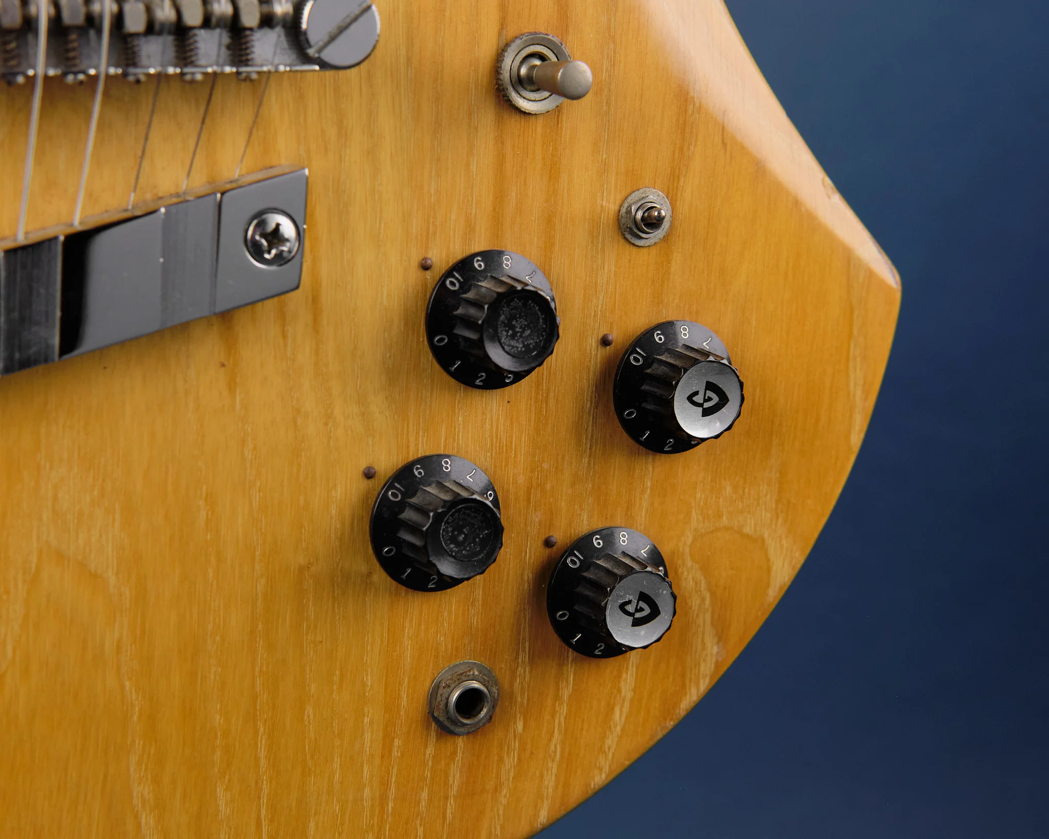 1980 Guild S-300A Natural - Image 9