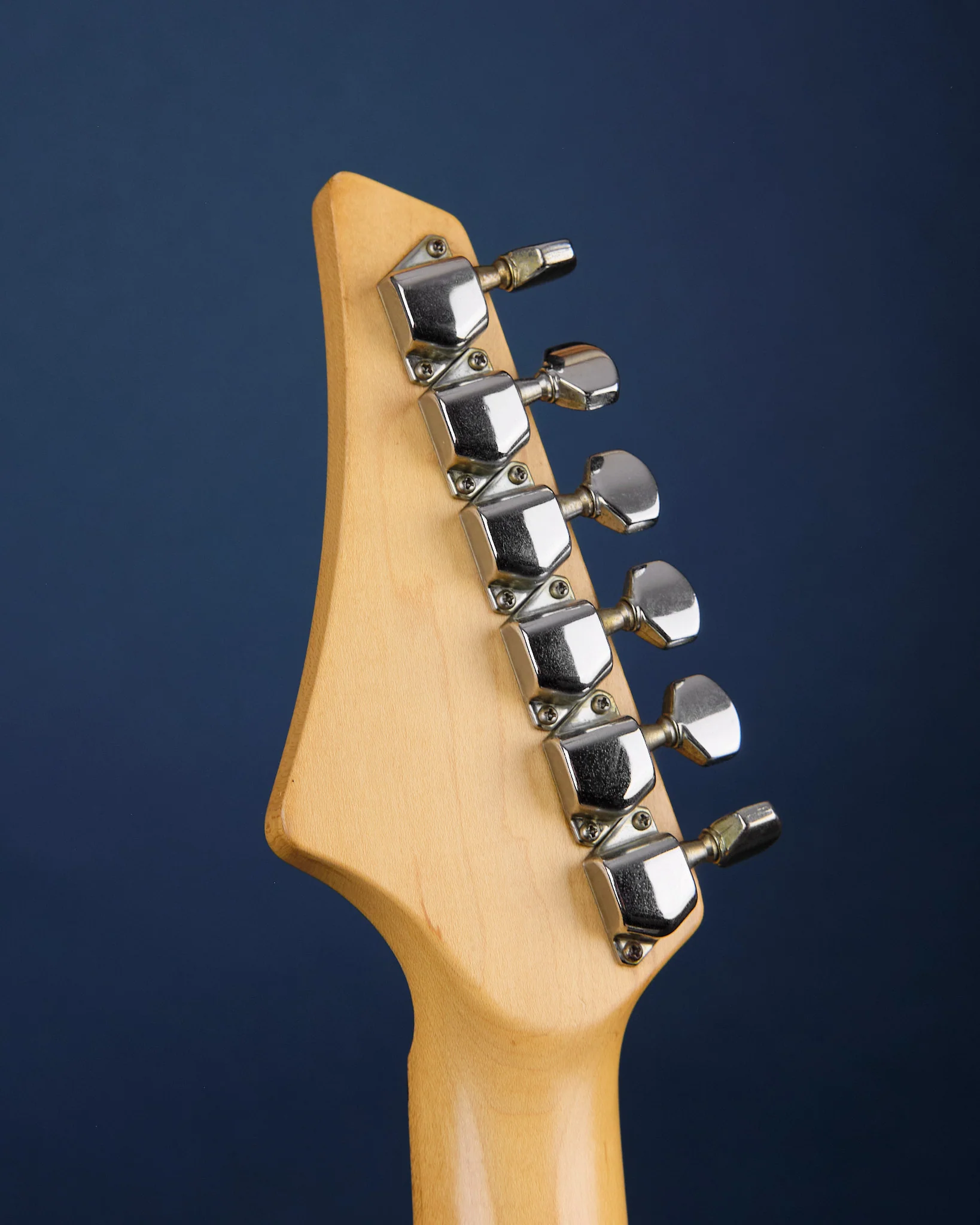 1980s Casio EG-5 Cassette Guitar White - Image 7