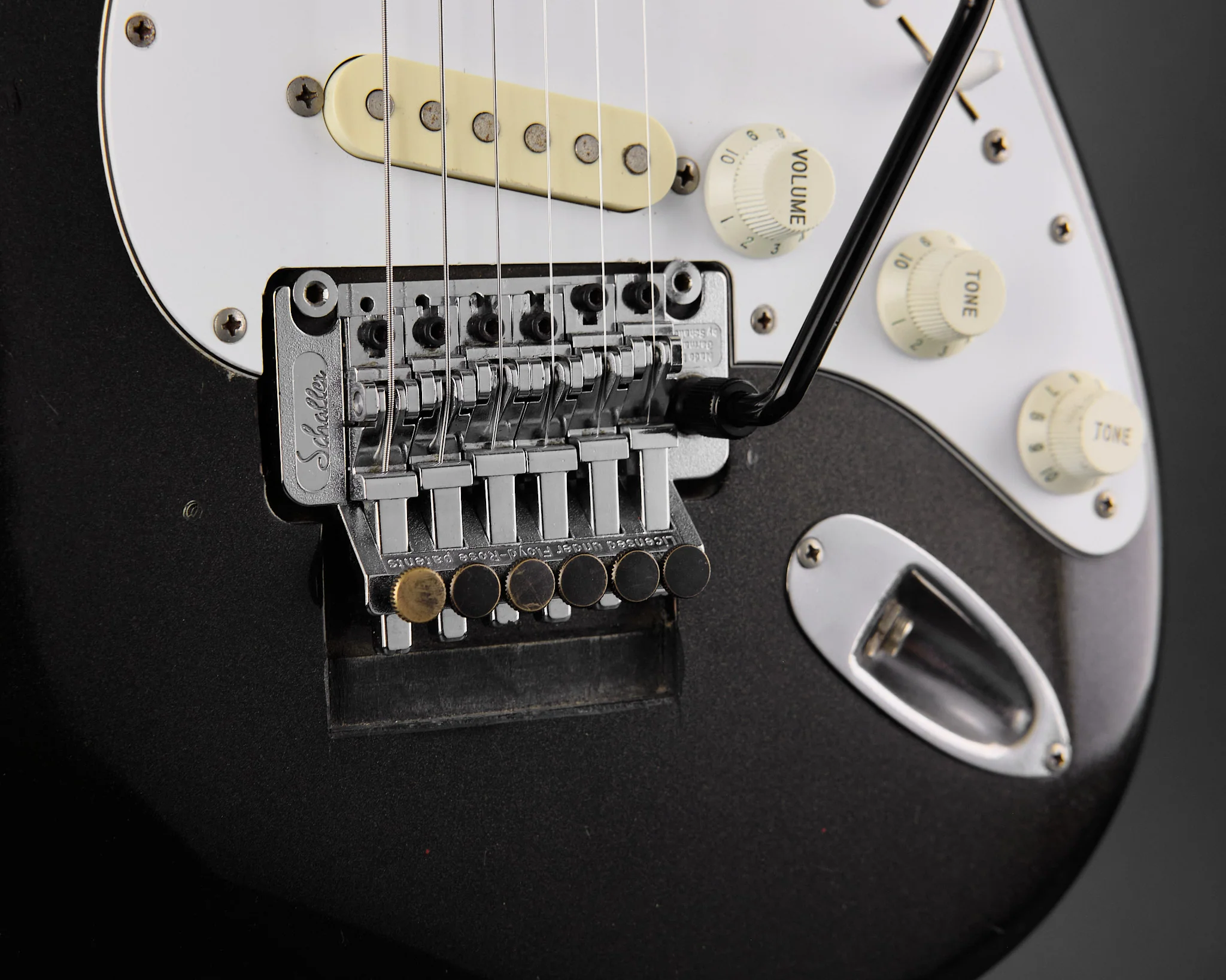 1980s Fender MIJ Contemporary Stratocaster Charcoal Frost - Image 9