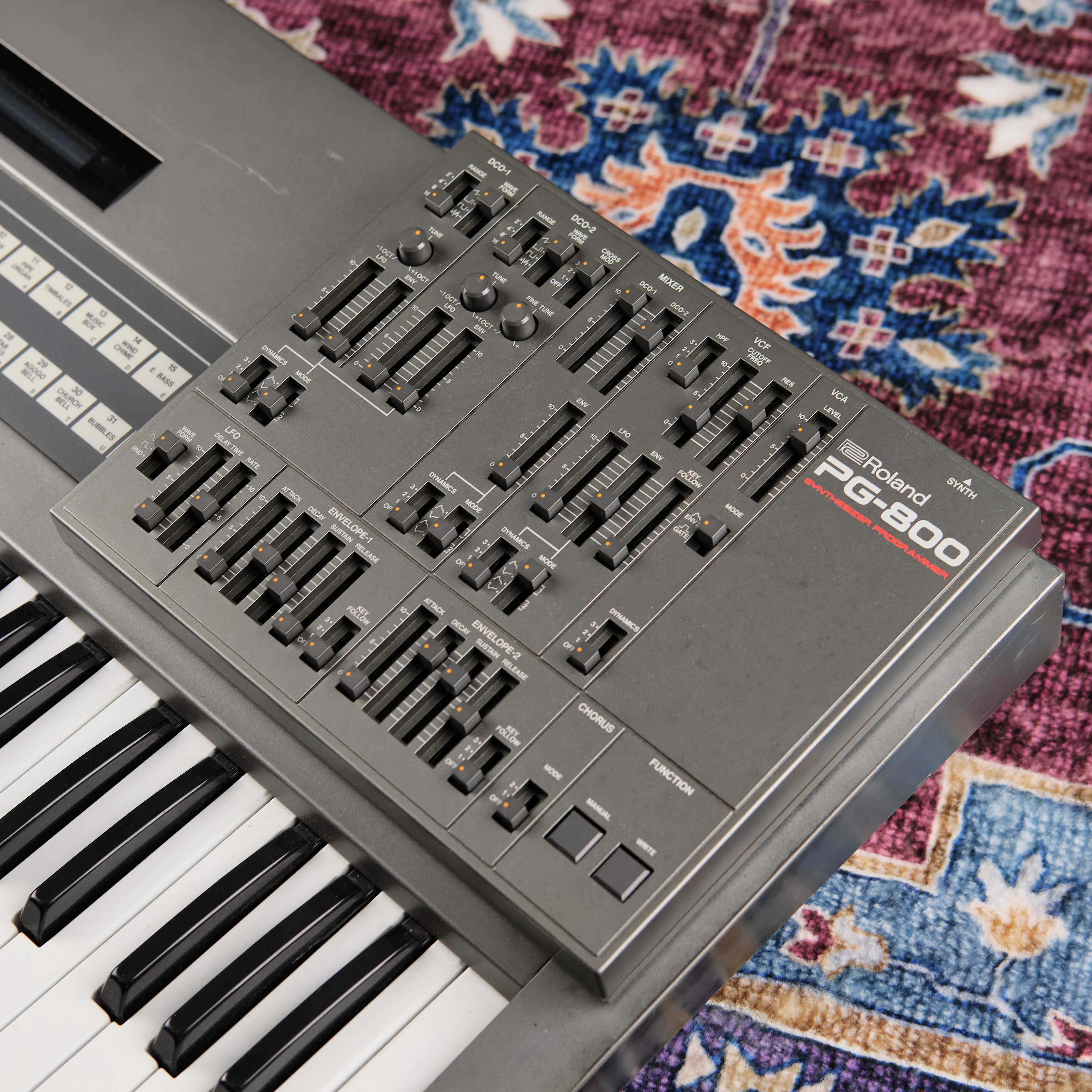 1980s Roland JX-8P and PG-800 Synthesizer Programmer - Image 4