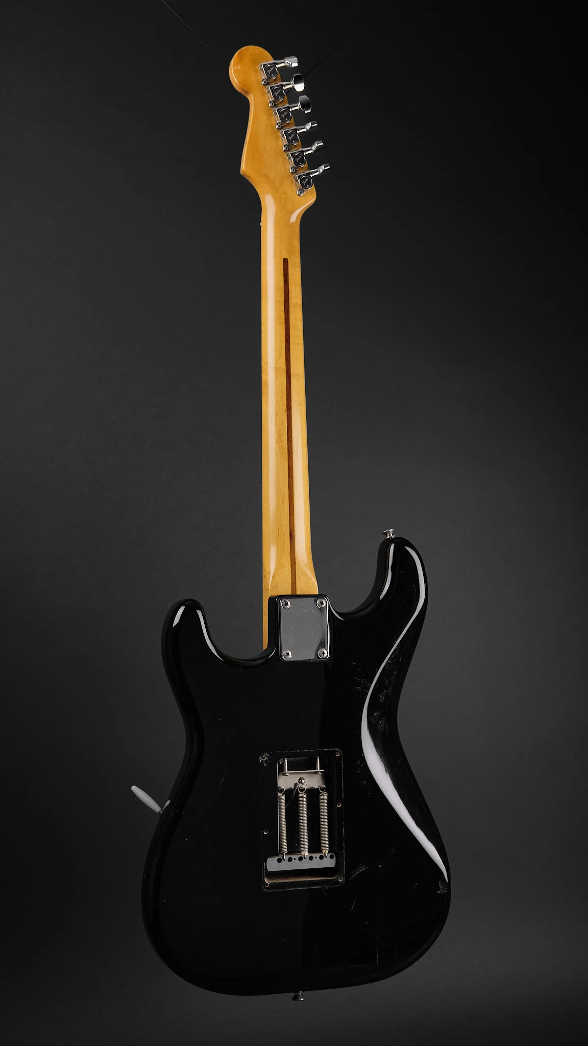 1980s Squier Standard Stratocaster Black - Image 5