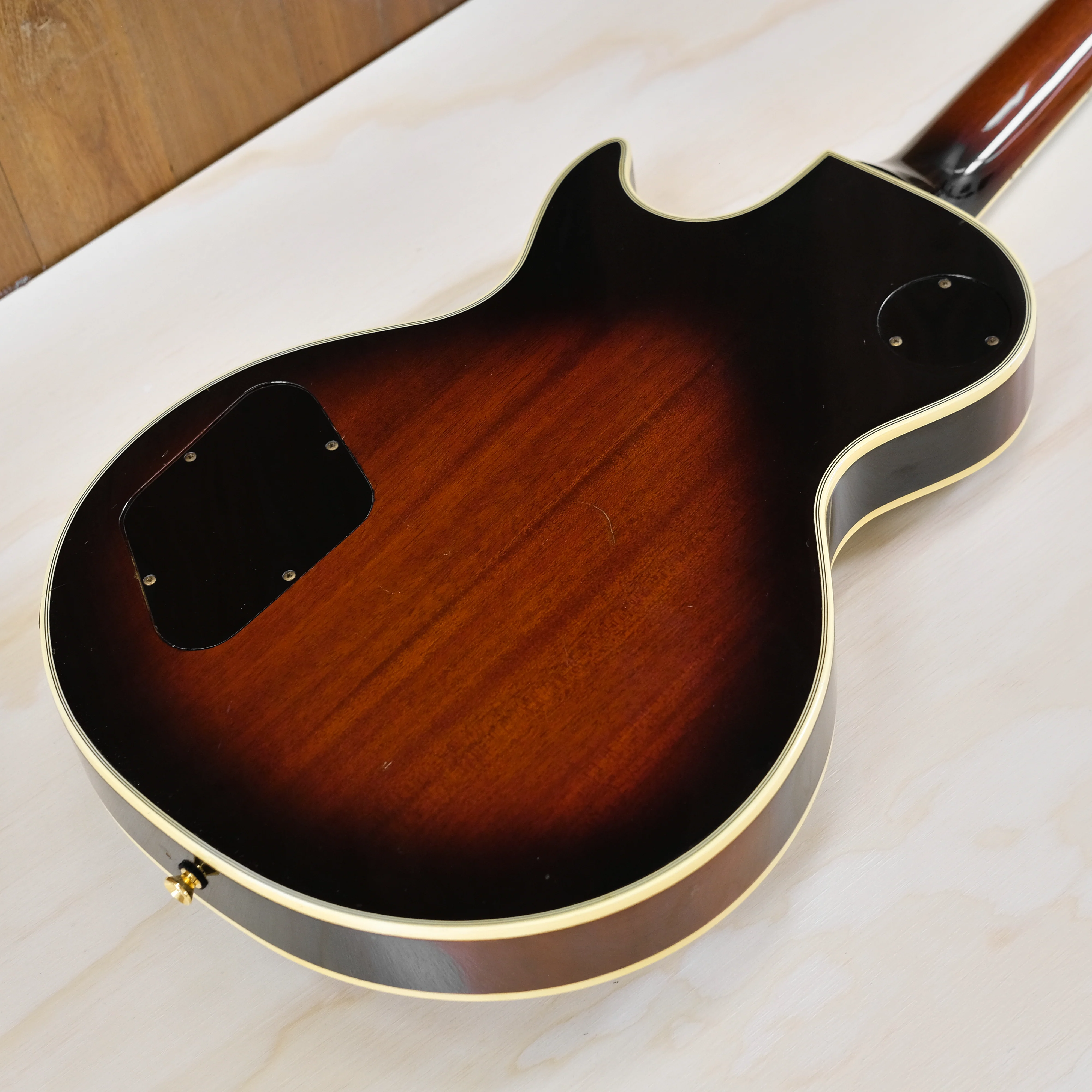 1982 Greco Super Real Custom EG-800 Sunburst - Image 7