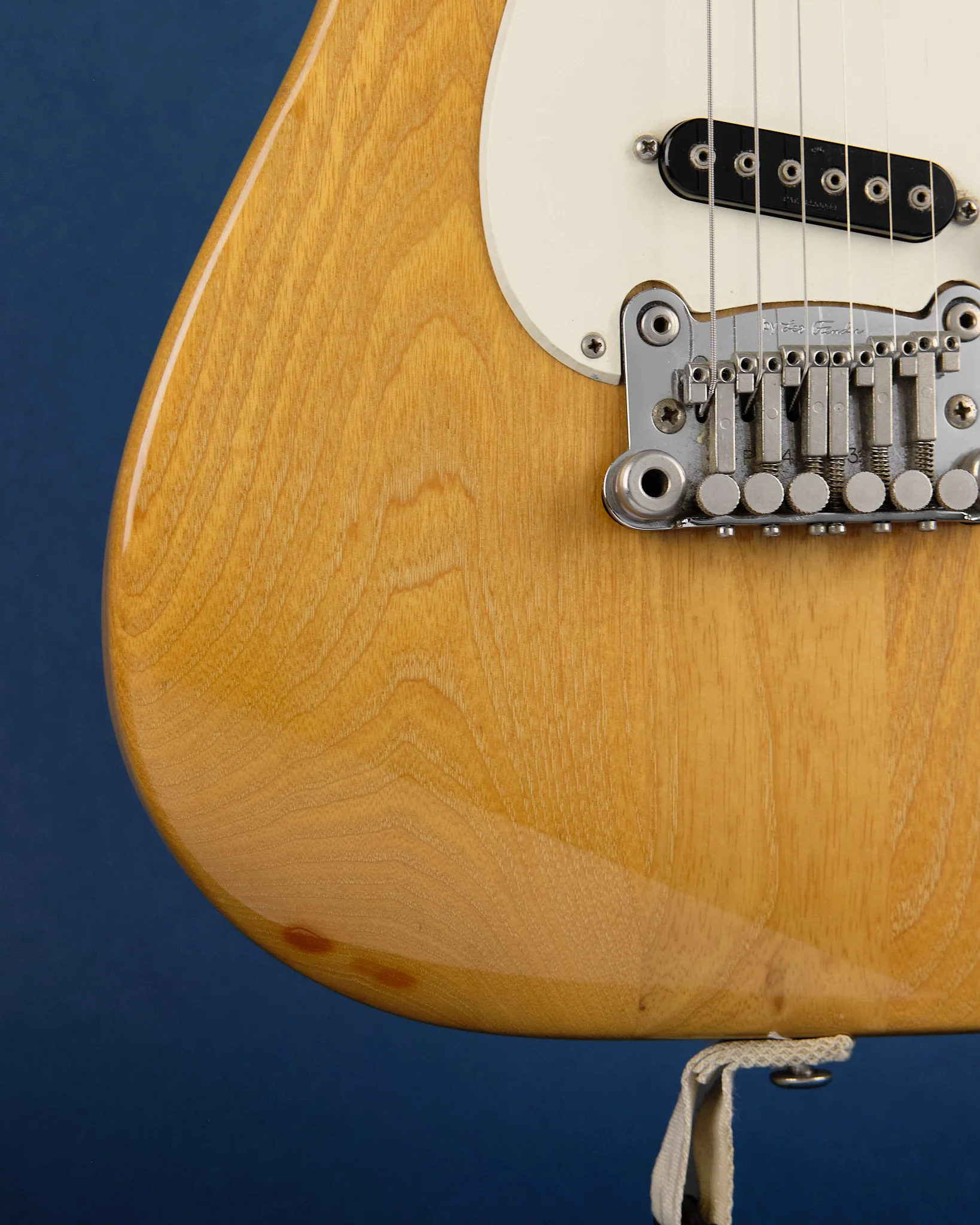 1988 G&L Skyhawk Natural - Image 10