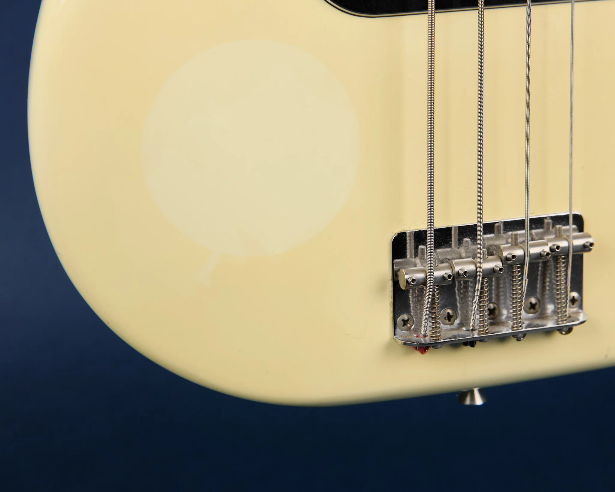 1990 Fender MIJ PB-70 Precision Bass White - Image 9