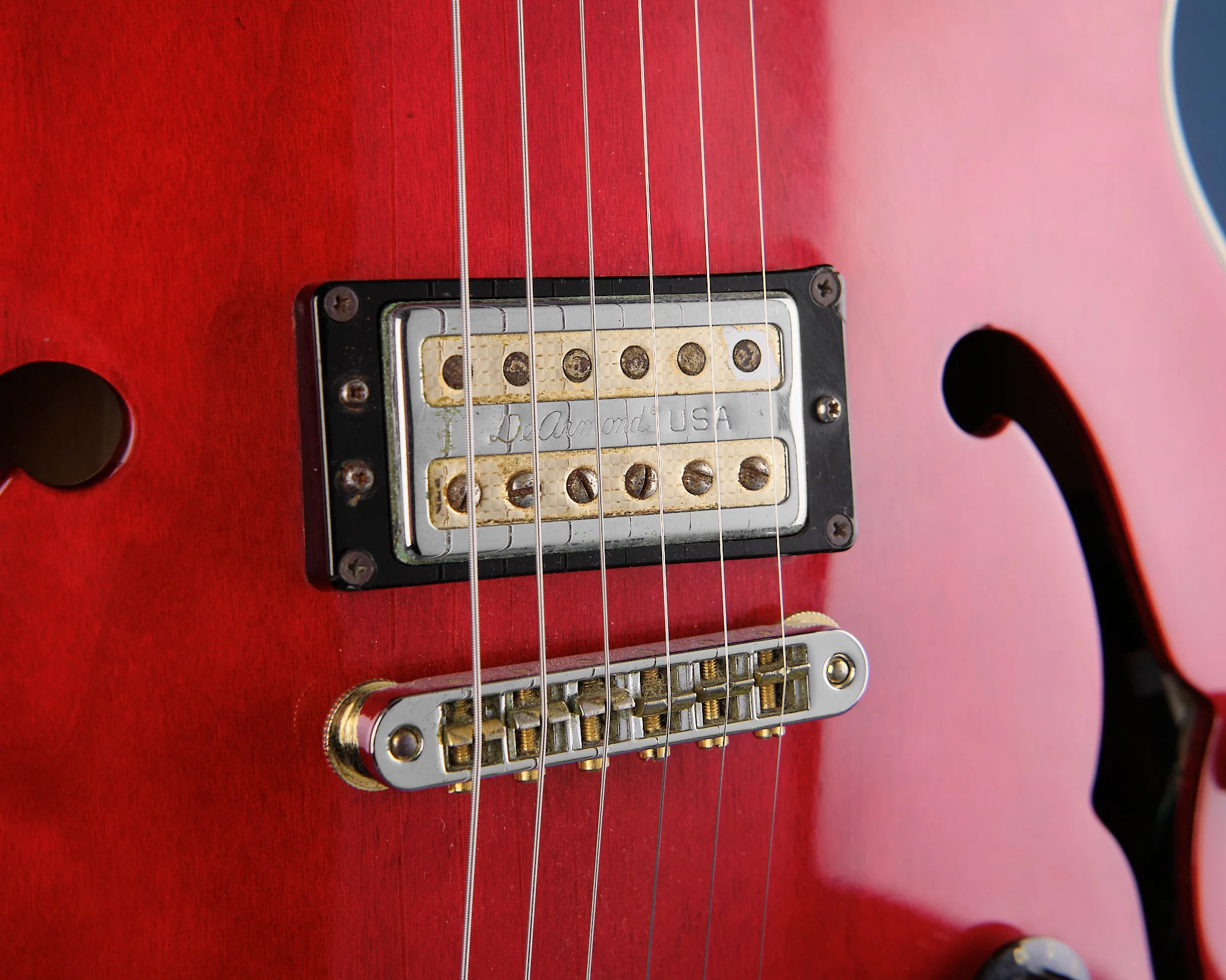 1990s DeArmond by Guild Starfire Cherry - Image 10
