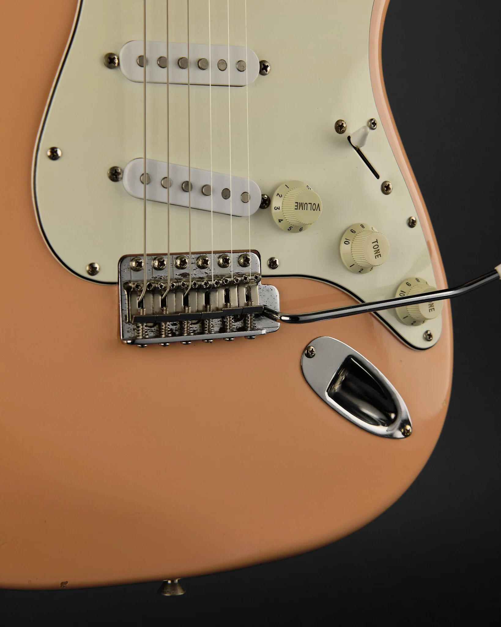 1990s Fender ST-38 Standard Stratocaster Salmon Pink - Image 9