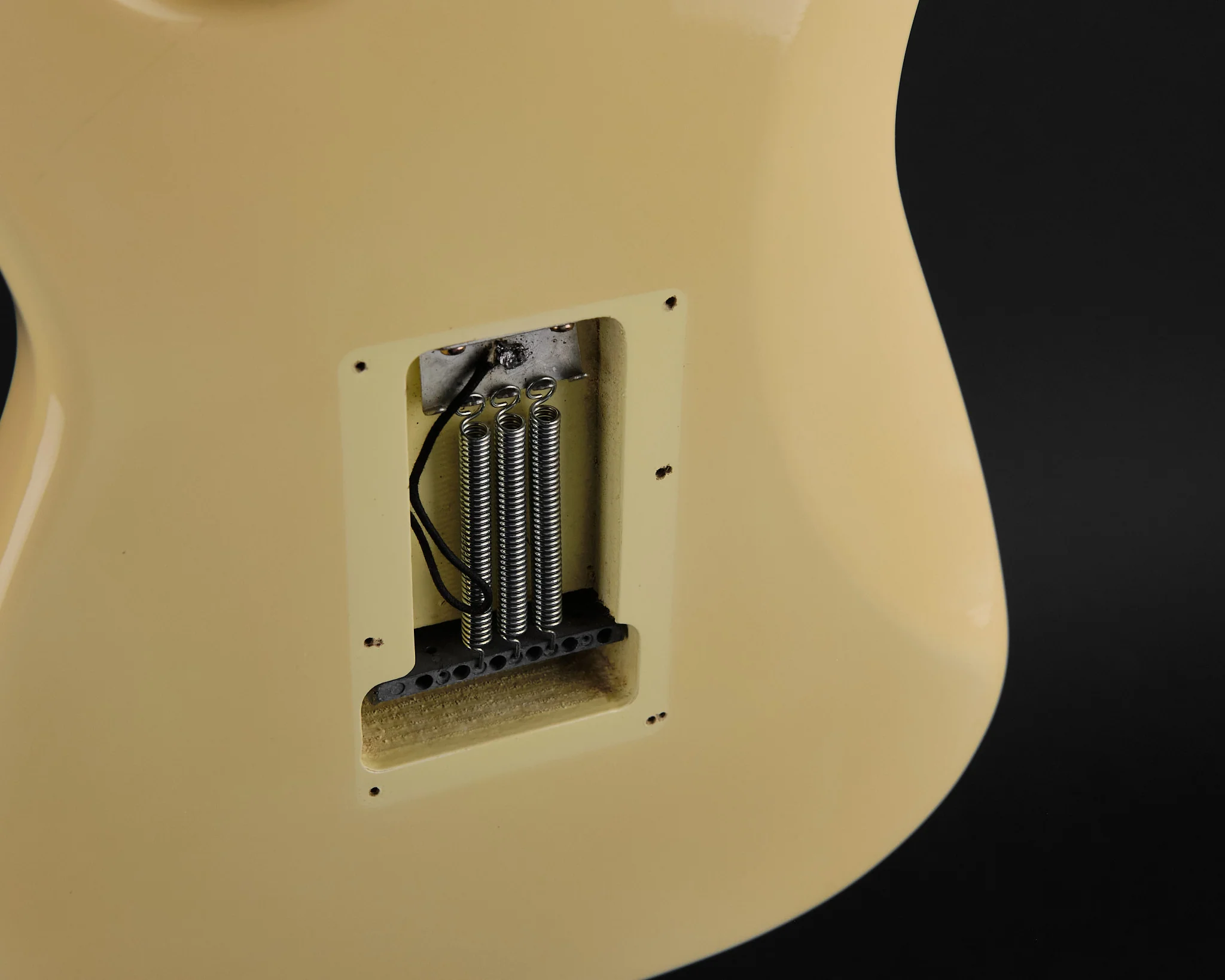 1990s Squier MIK Stratocaster HSS Yellow - Image 10