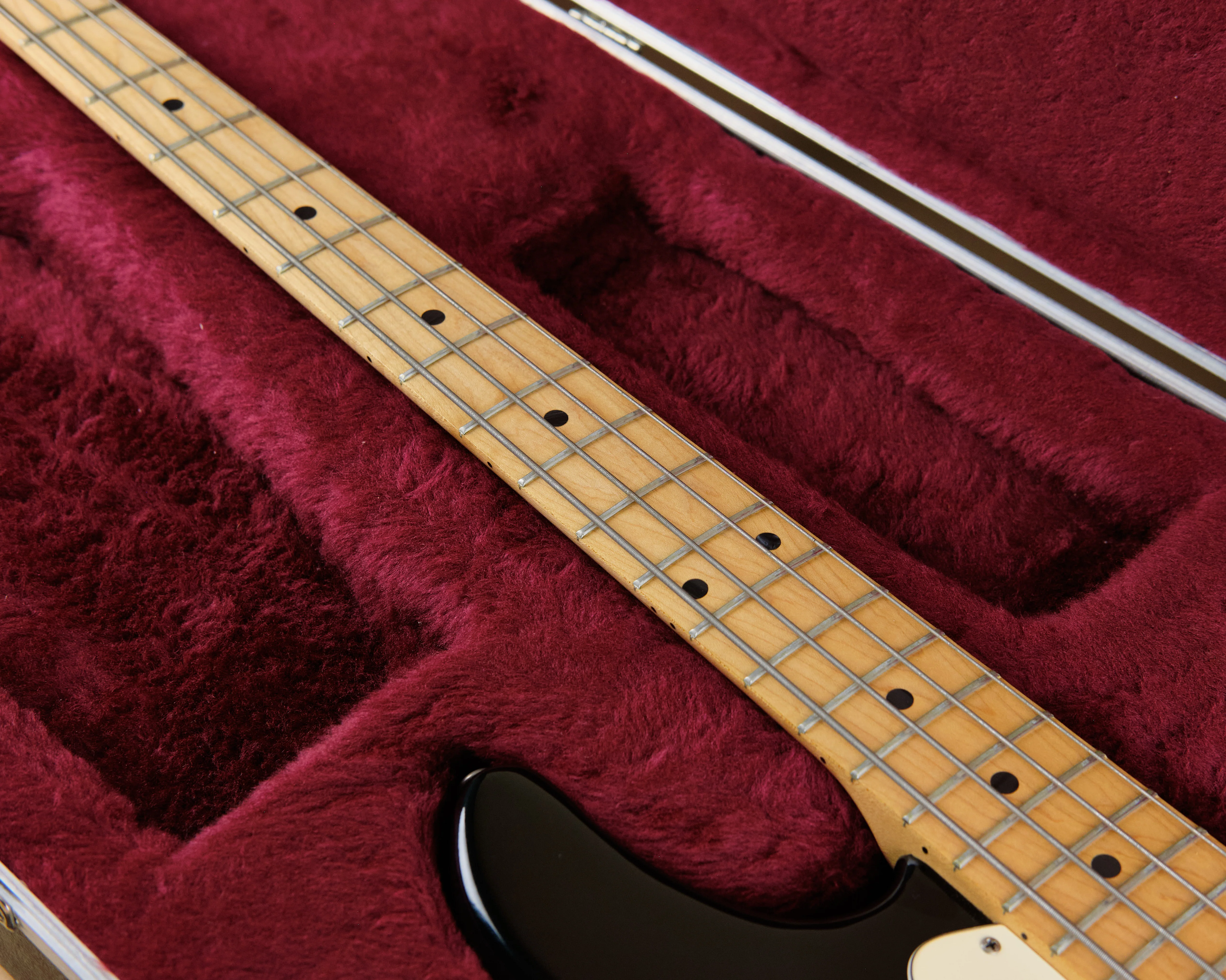 1994 G&L LB-100 Black - Image 8