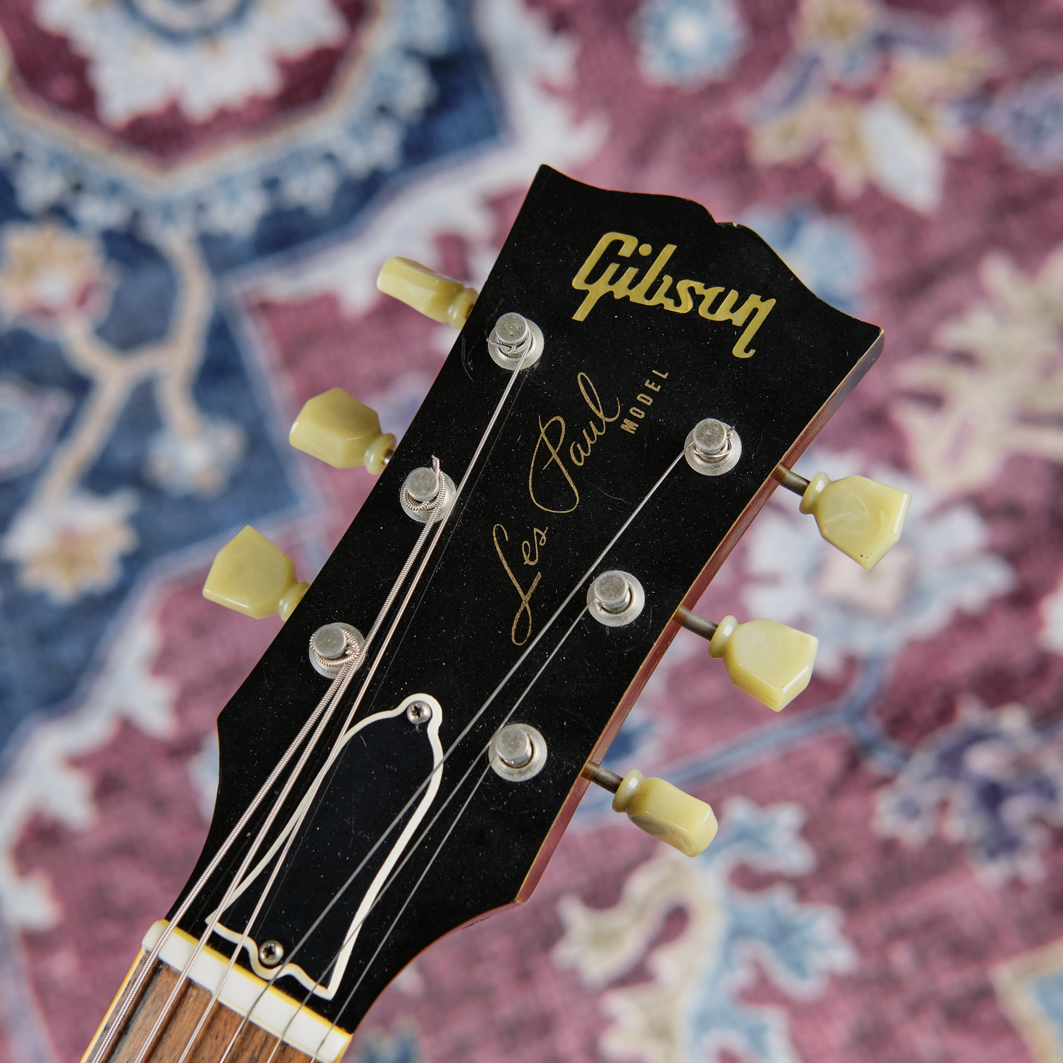 1994 Gibson Custom Shop Les Paul R6 Gold Top P90 - Image 2