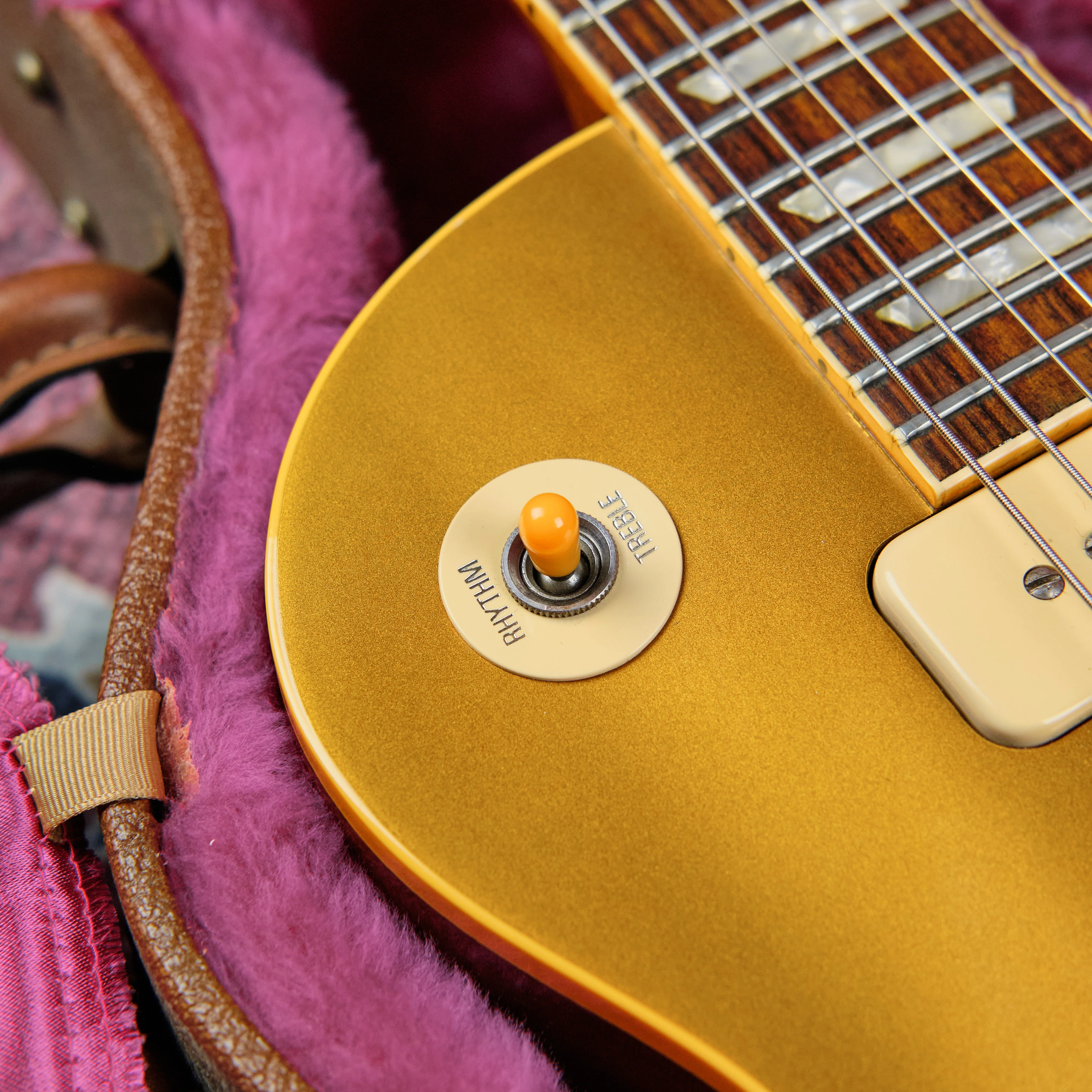 1994 Gibson Custom Shop Les Paul R6 Gold Top P90 - Image 4
