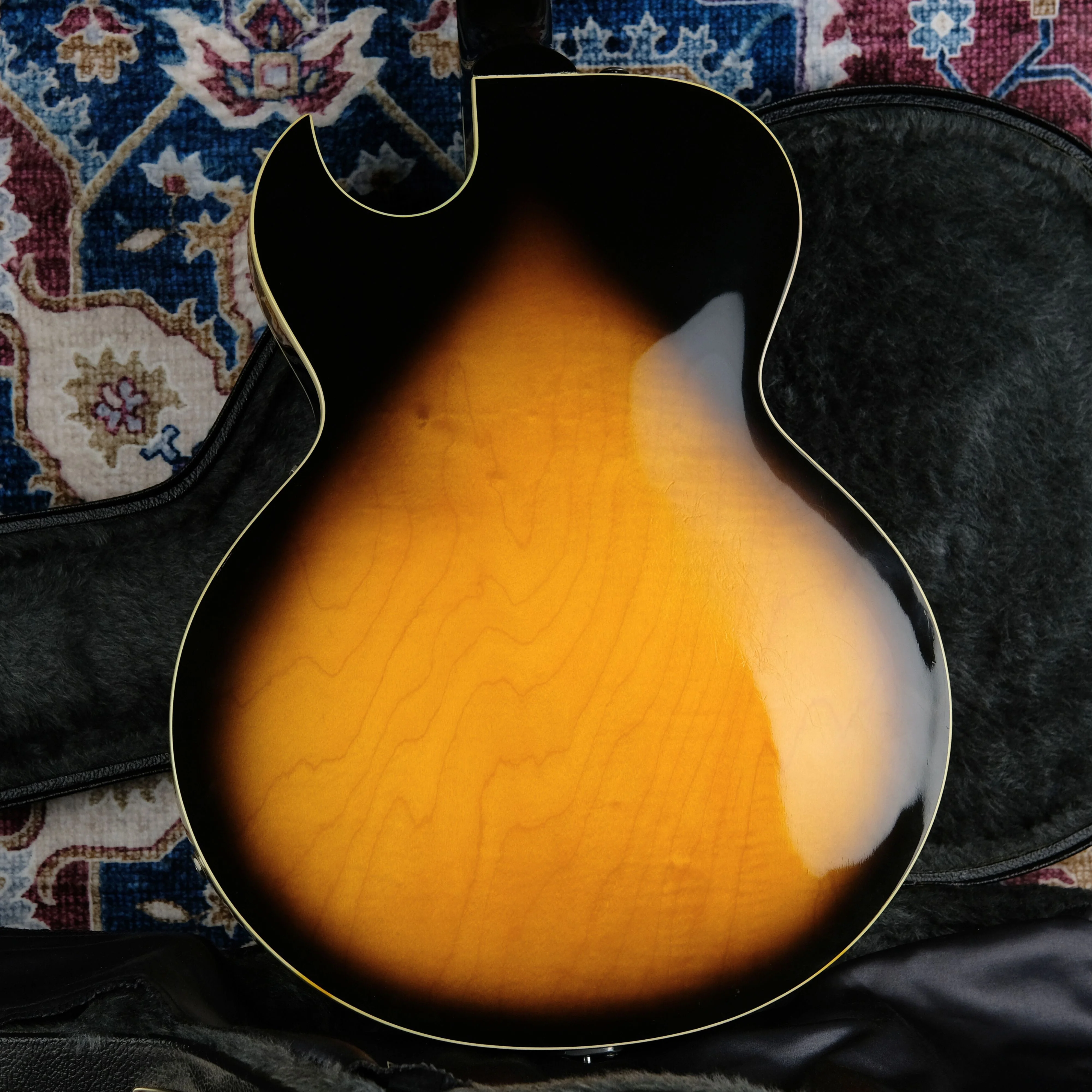 1994 Gibson ES-135 Vintage Sunburst - Image 2