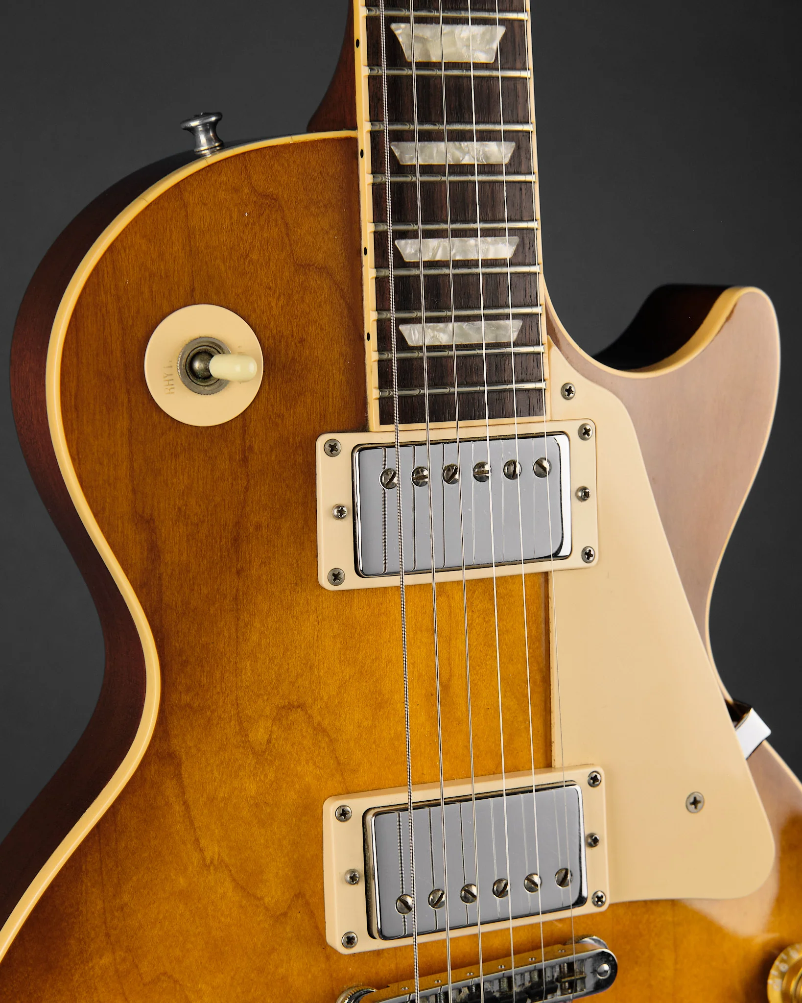 1995 Gibson Les Paul Standard Honey Burst - Image 7