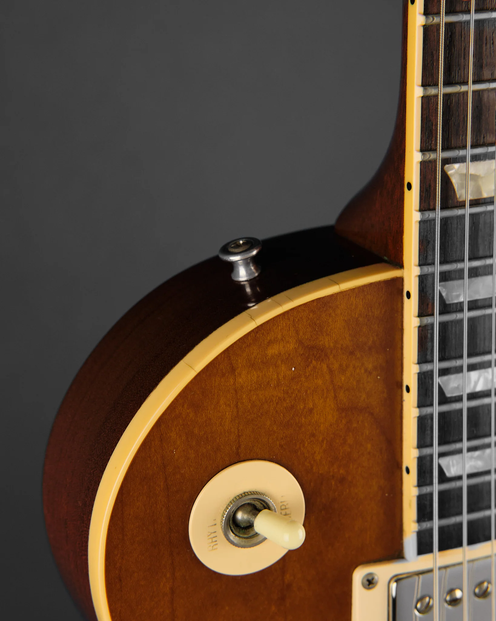 1995 Gibson Les Paul Standard Honey Burst - Image 9