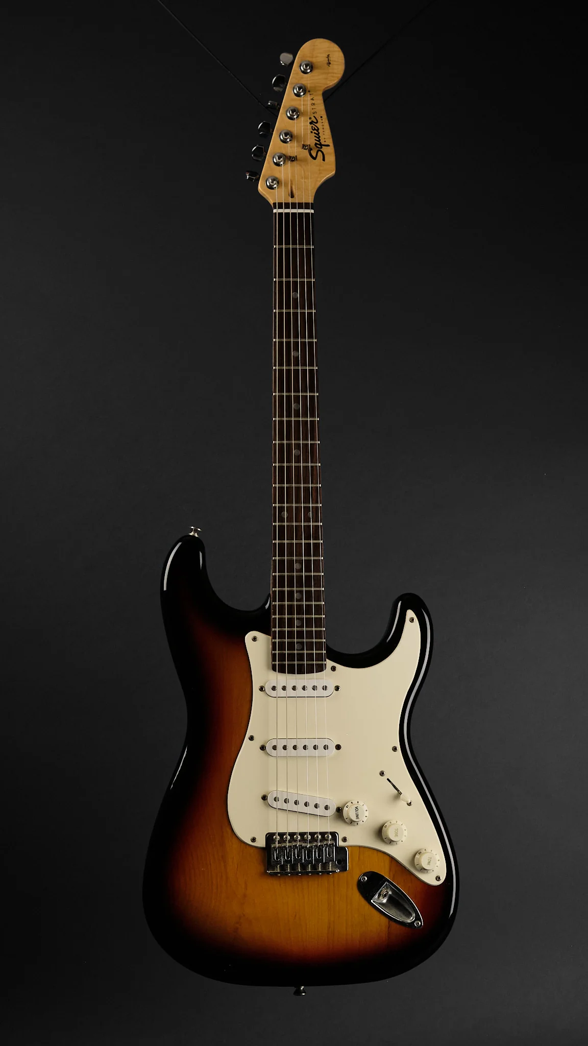 1998 Squier Affinity Series Strat Sunburst - Image 4