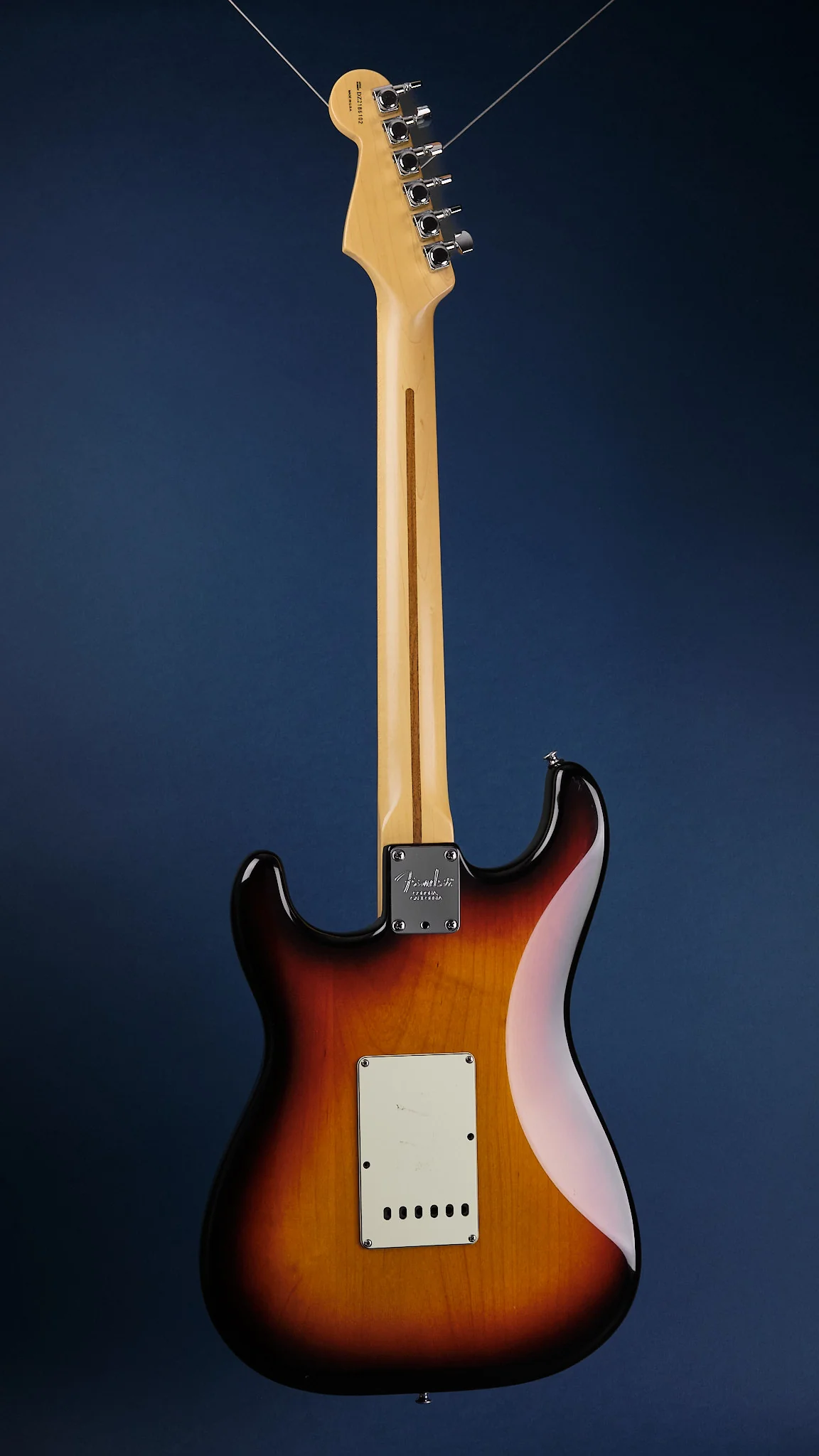 2000s Fender American Deluxe HSS Stratocaster Sunburst - Image 5