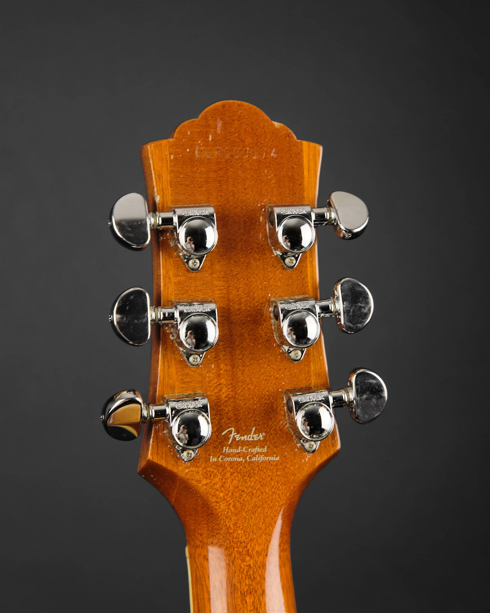 2000s Guild F47MCE Grand Auditorium Spruce - Image 7
