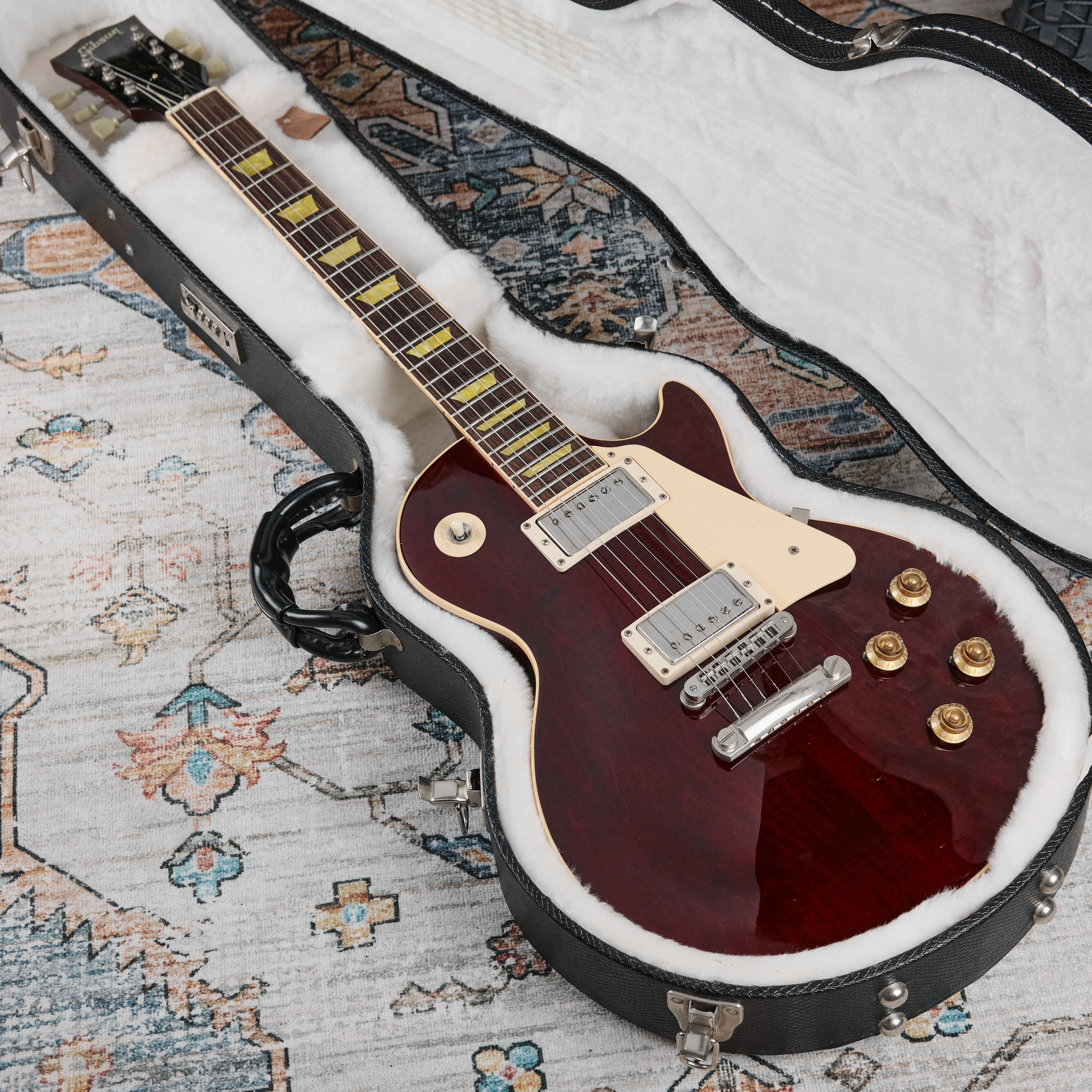 2004 Gibson Les Paul 1960 Classic Wine Red OHSC - Image 6
