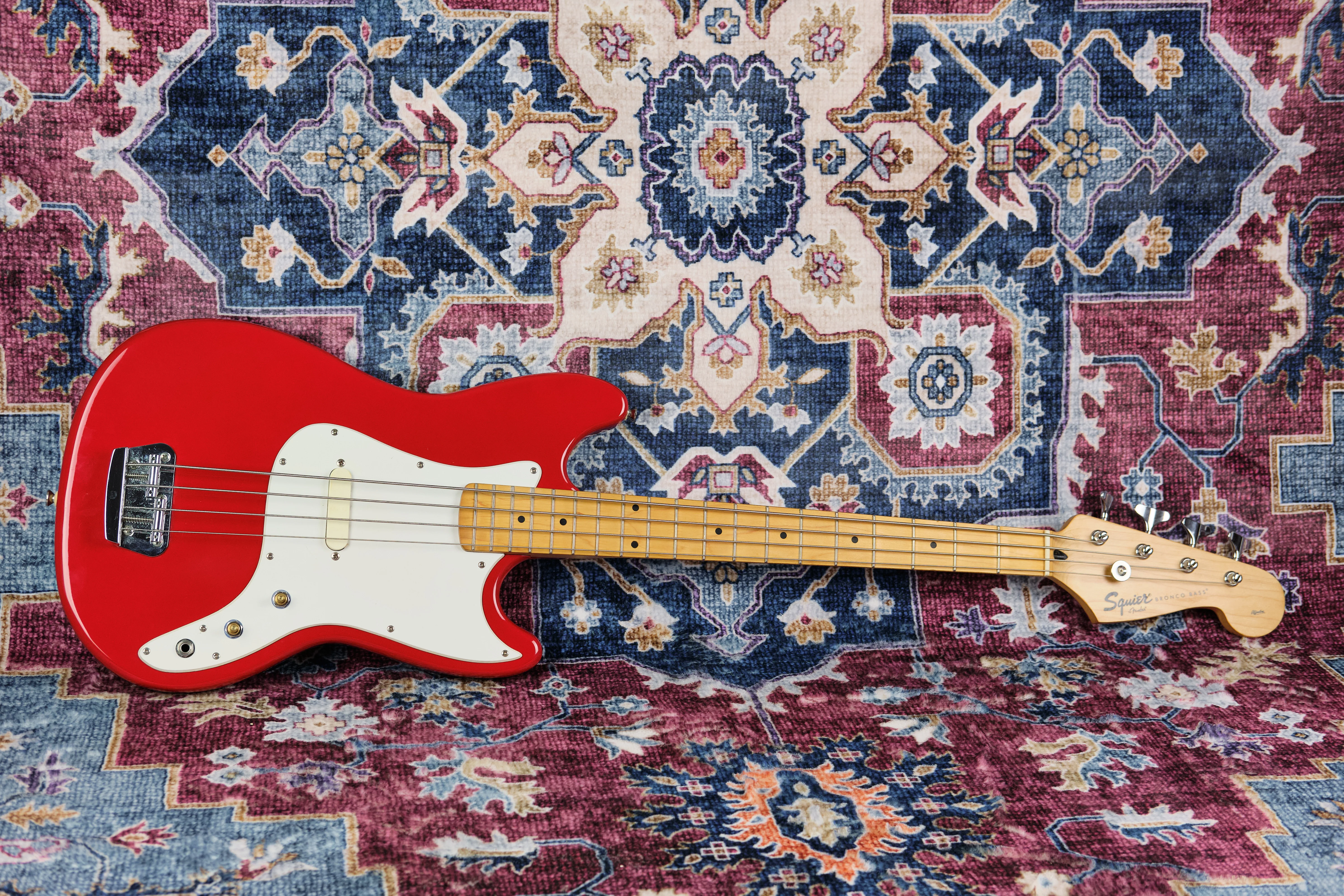2005 Squier Affinity Bronco Bass Torino Red - Image 4