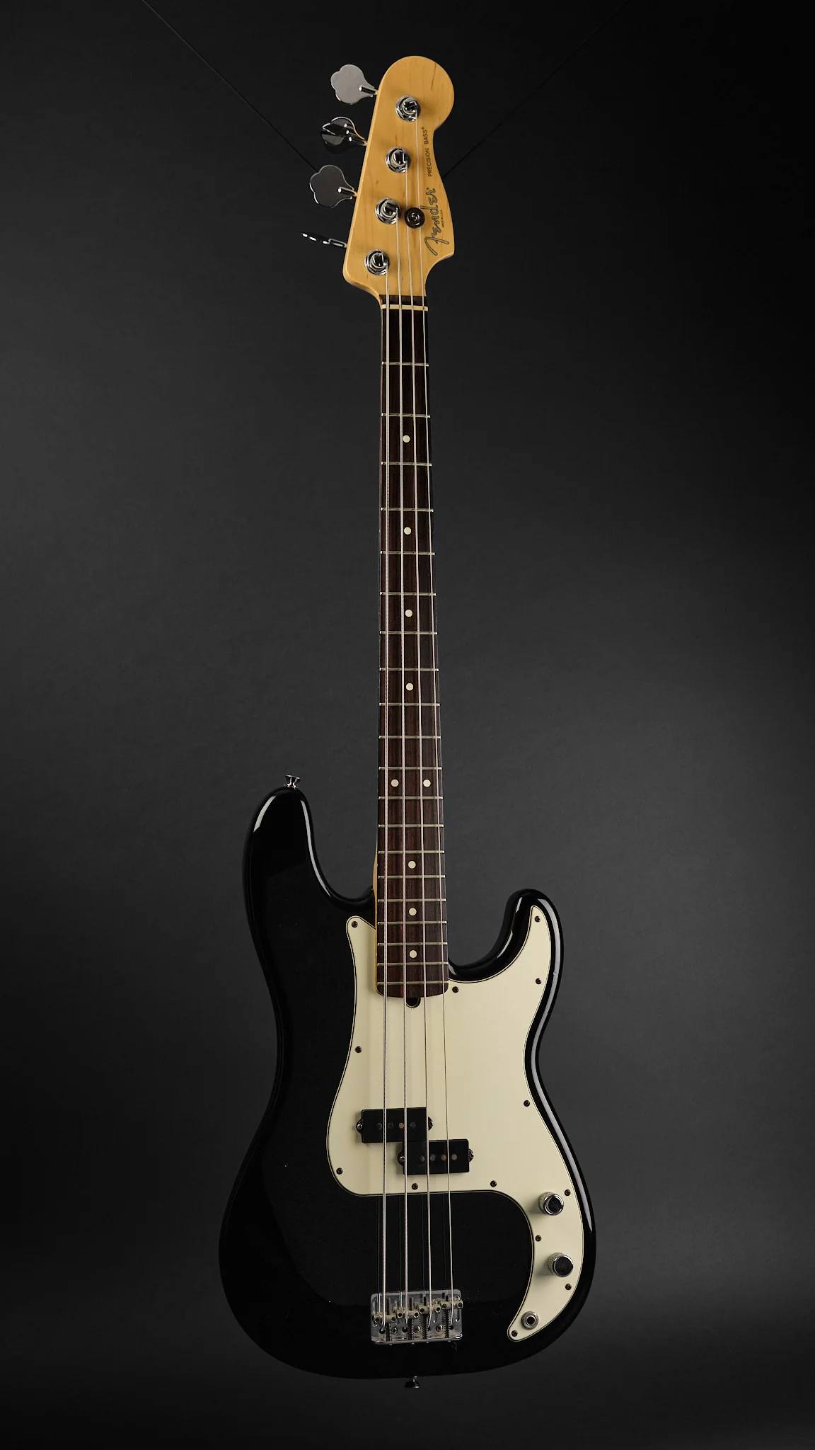 2006 Fender American Series Precision Bass - Image 4