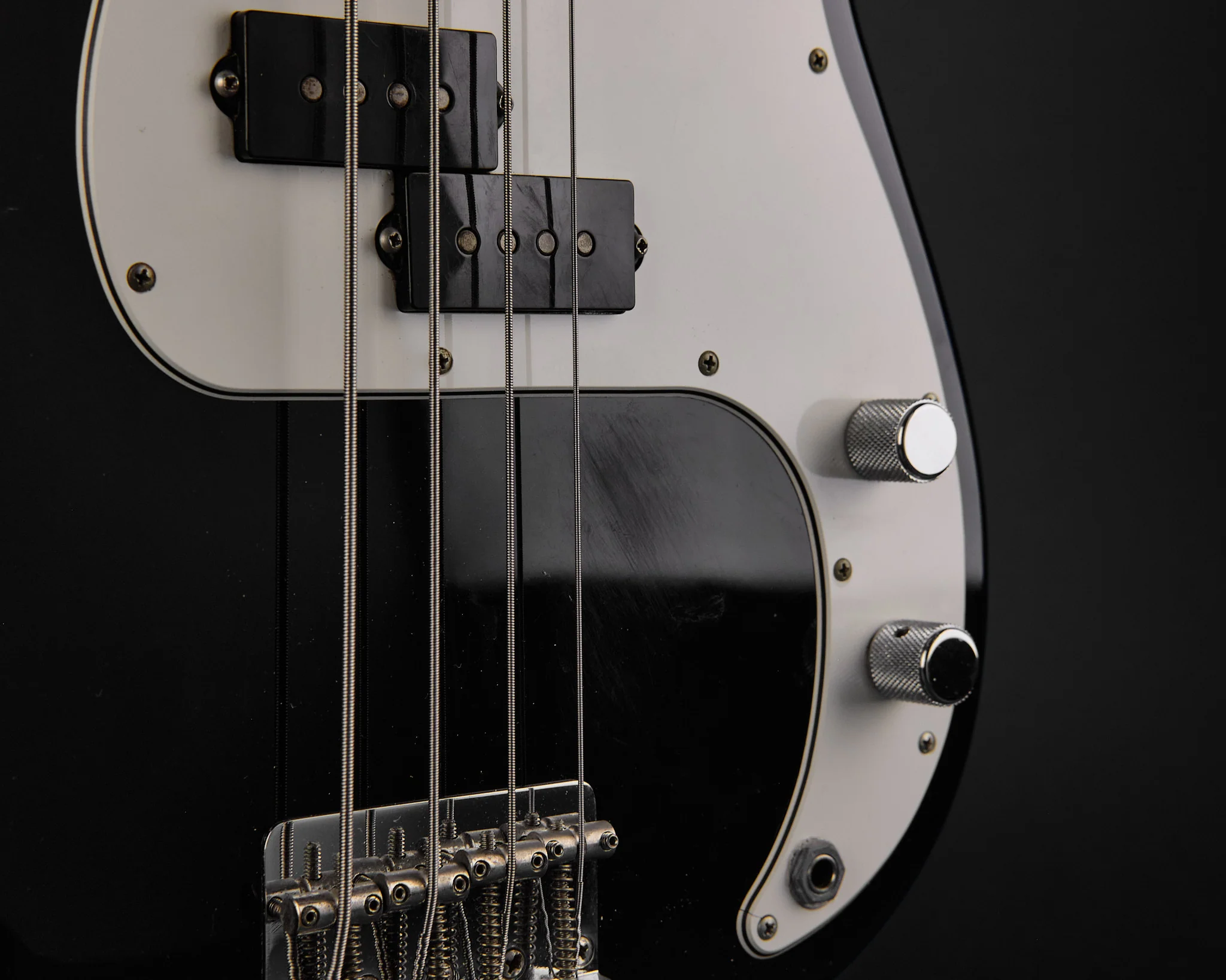 2006 Fender MIM Standard Precision Bass Black - Image 5
