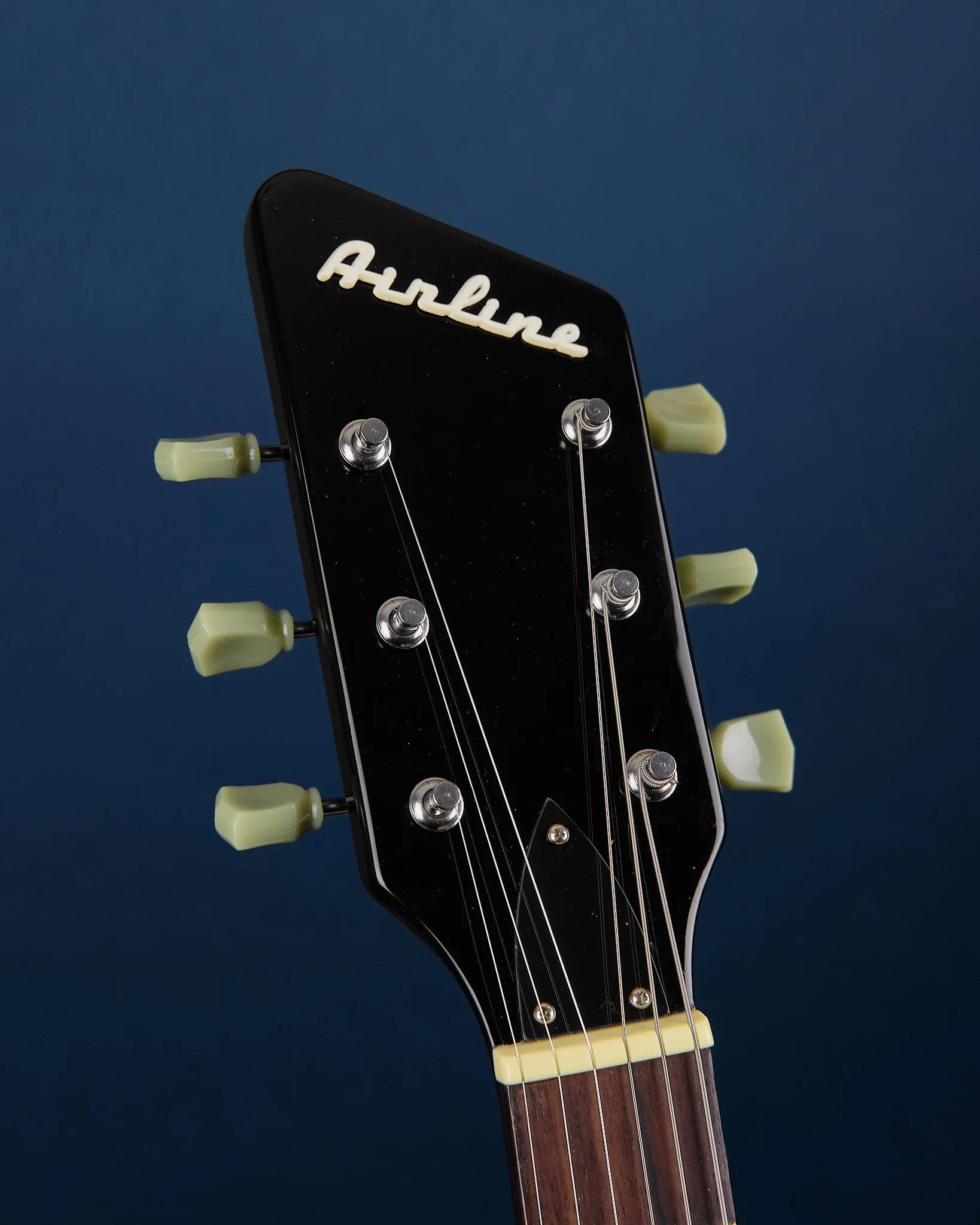 2007 Airline Twin Tone White Left-Handed - Image 2
