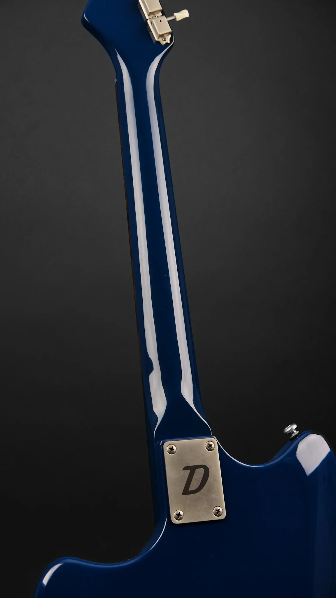 2009 Danelectro Dead On '67 Cobalt Blue - Image 8