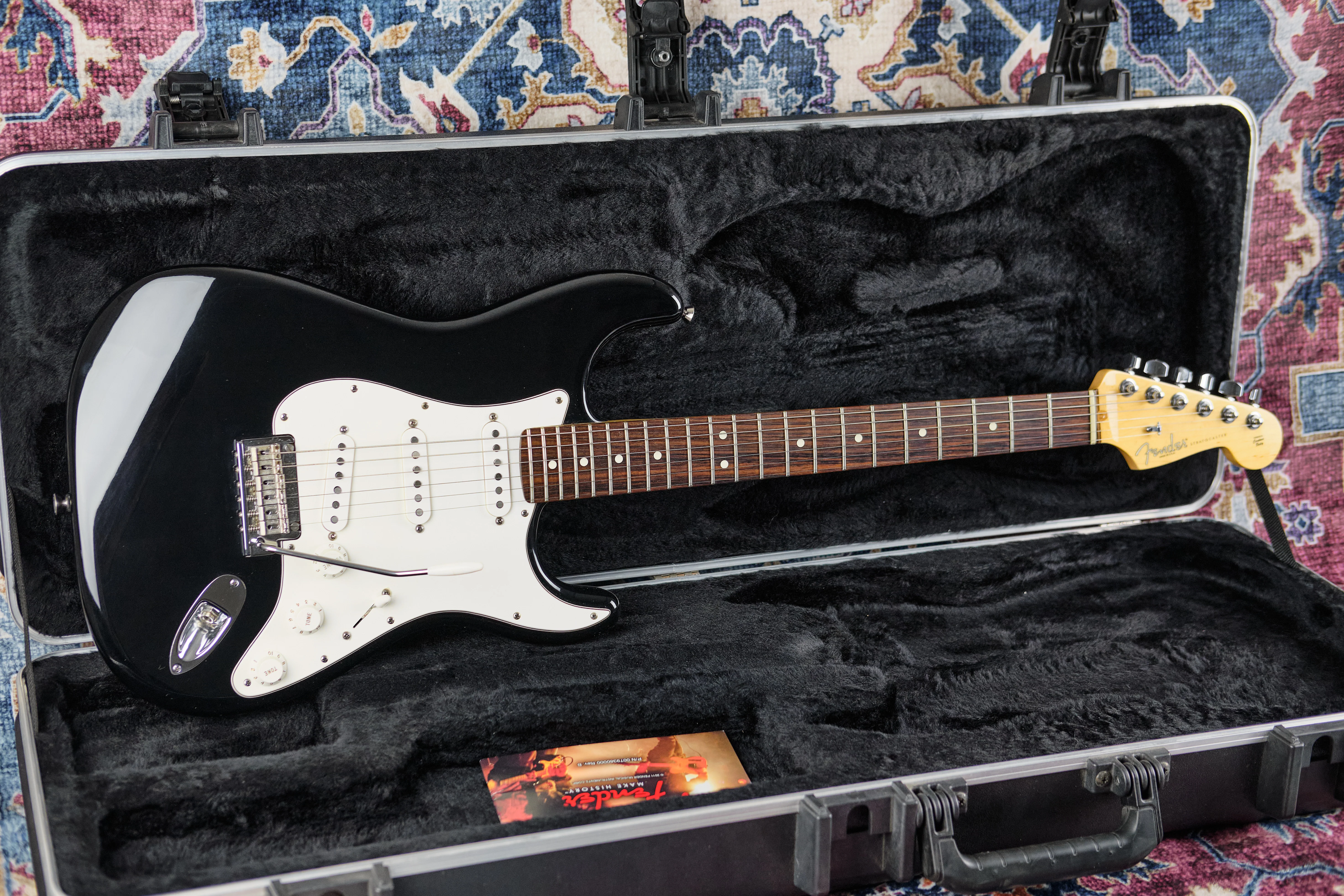 2010 Fender American Standard Stratocaster Black - Image 4