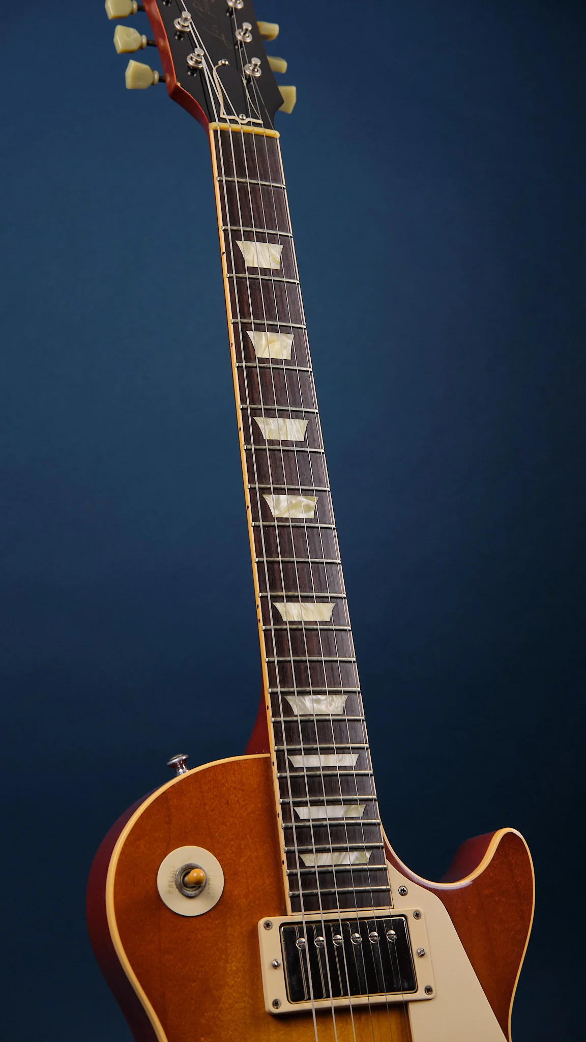2010 Gibson Les Paul R8 Custom Shop Lemon Burst - Image 7