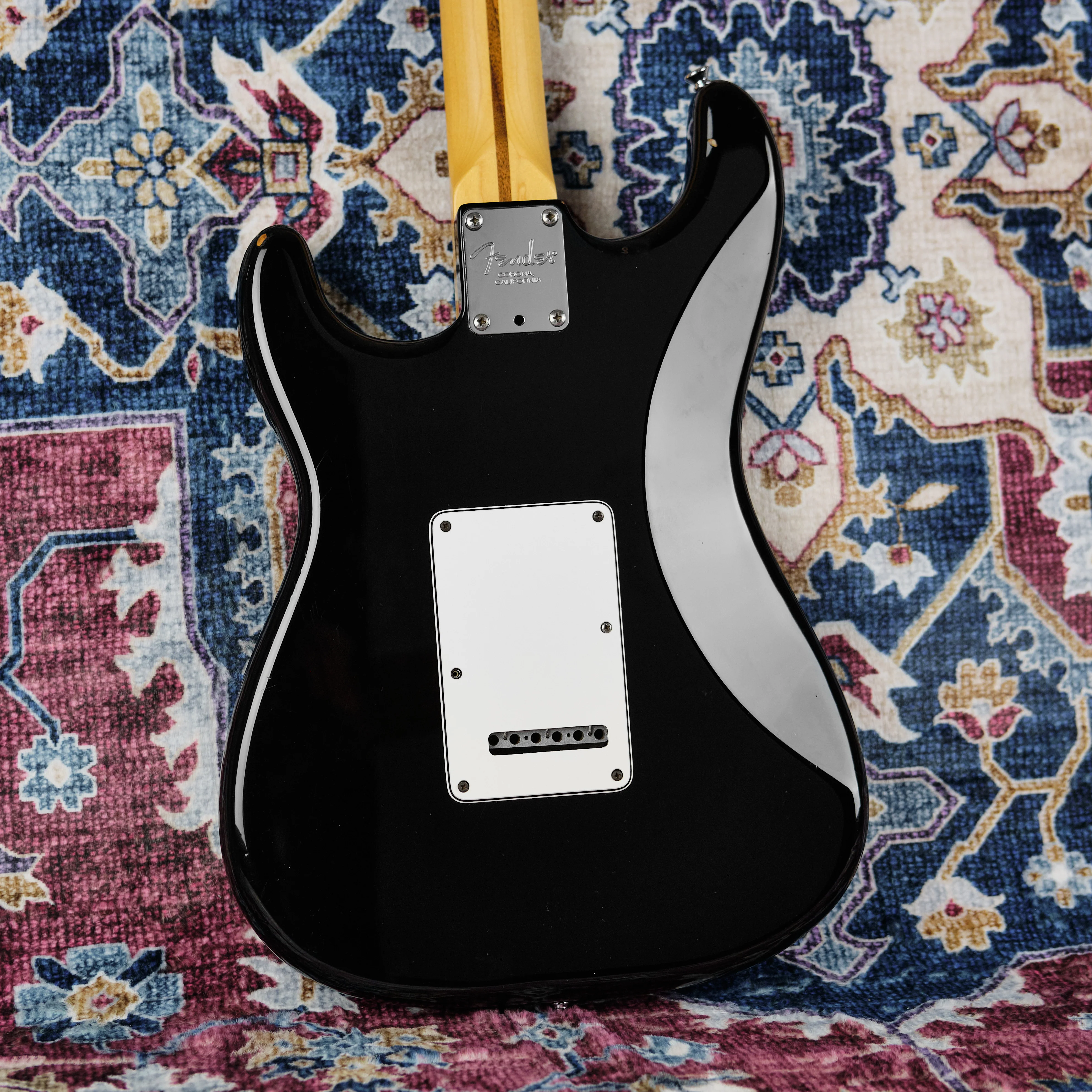2012 Fender American Standard Stratocaster Black - Image 3