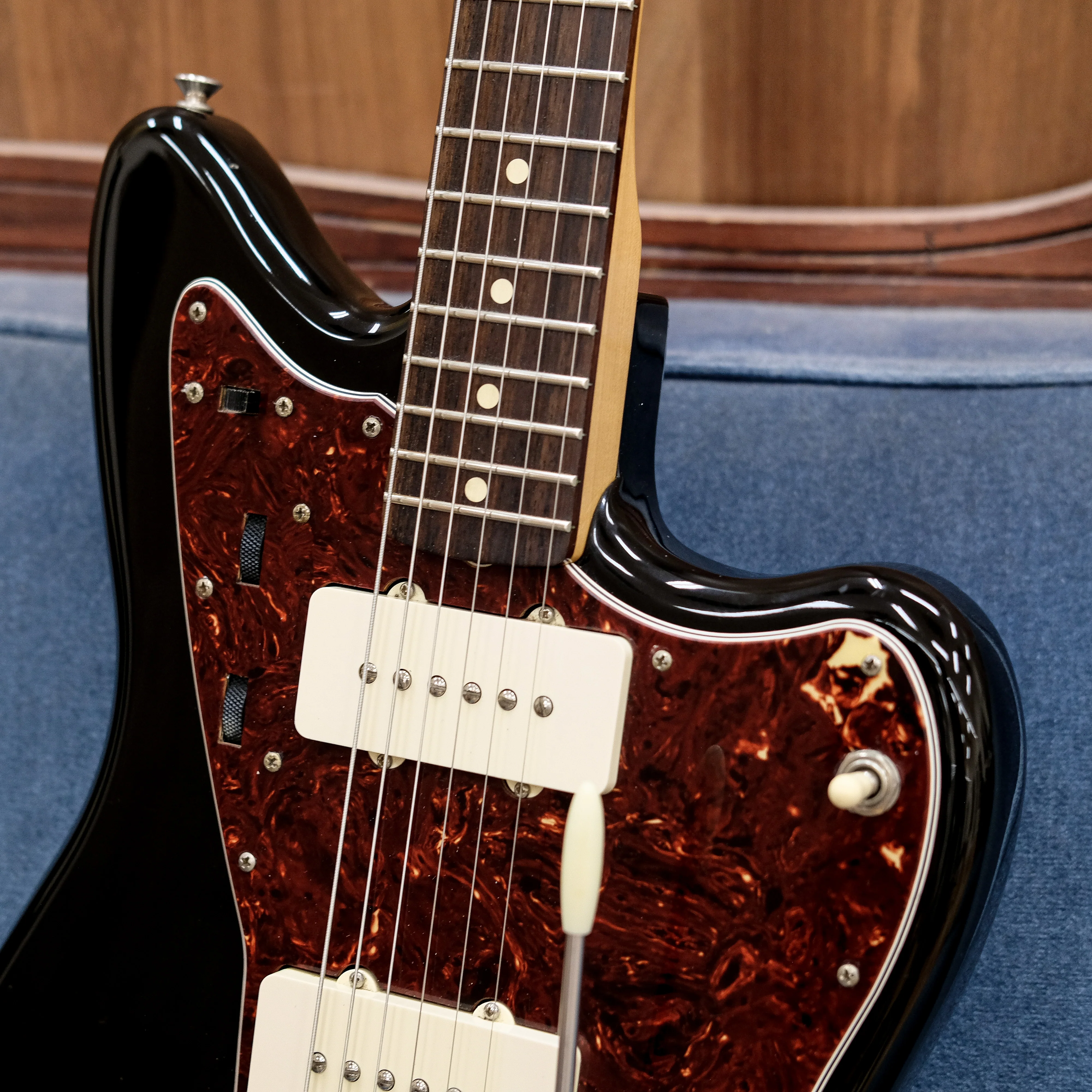 2013 Fender Classic Player Jazzmaster MIM Black - Image 3