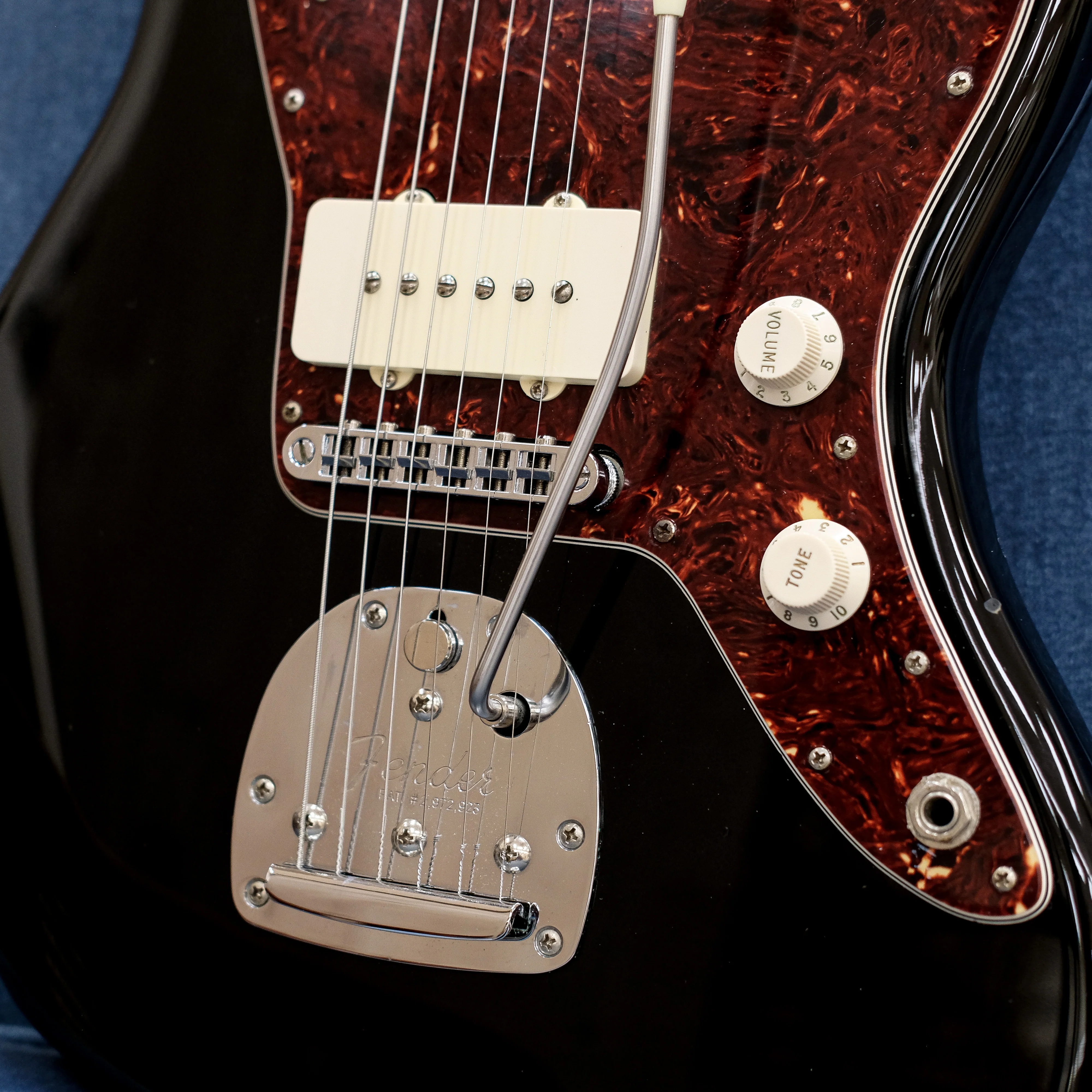 2013 Fender Classic Player Jazzmaster MIM Black - Image 4